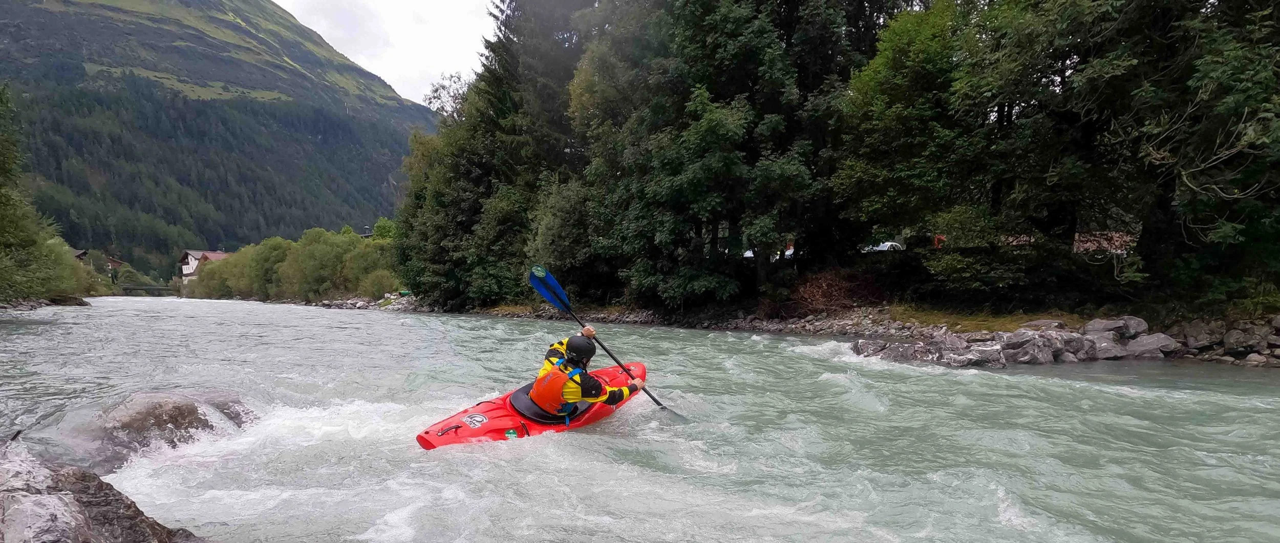 Class-2-White-Water-Qualifications.jpg