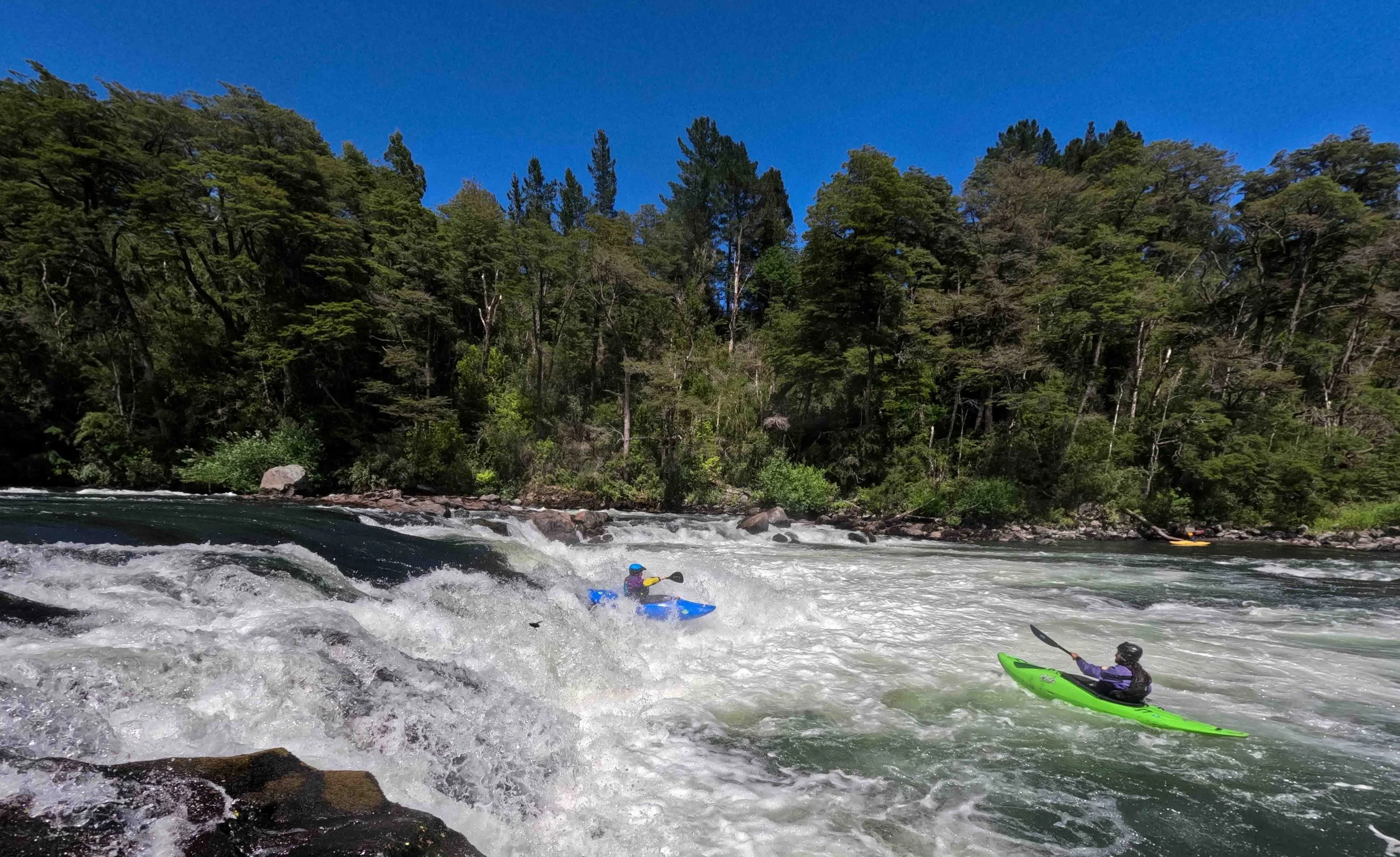 Kayak-Upper-Trancura.jpg
