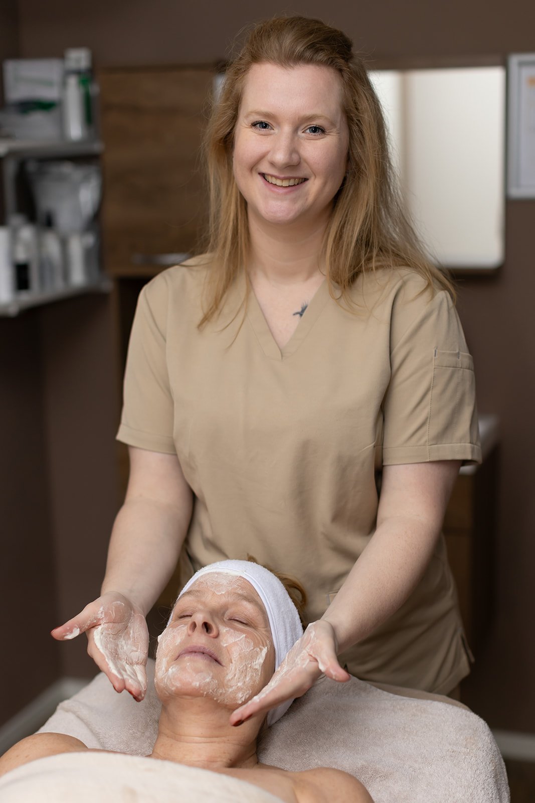 _38A4297 PerfectSkin instituteLightCatch Miranda Koevoets_websize(2)-1.jpg
