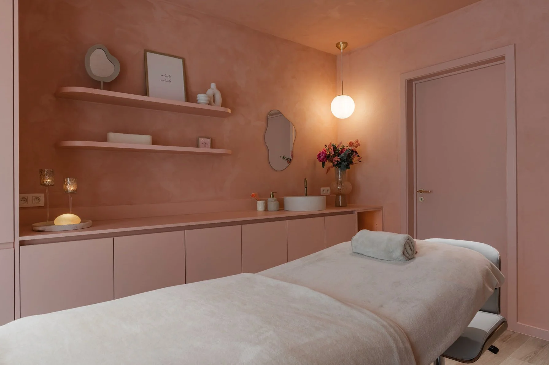 Beauty boutique Yanne 2.jpg