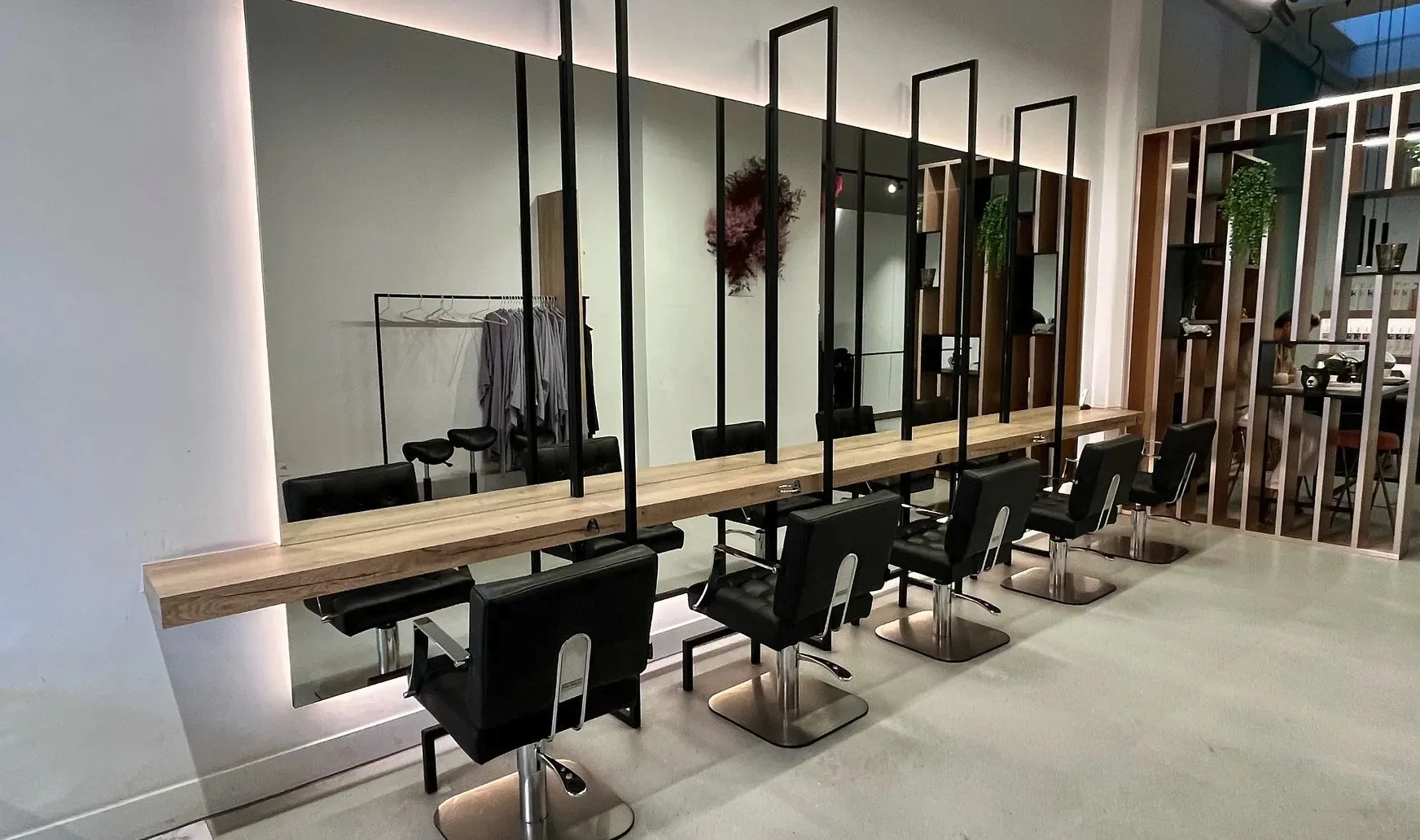 C x M Hairdressers