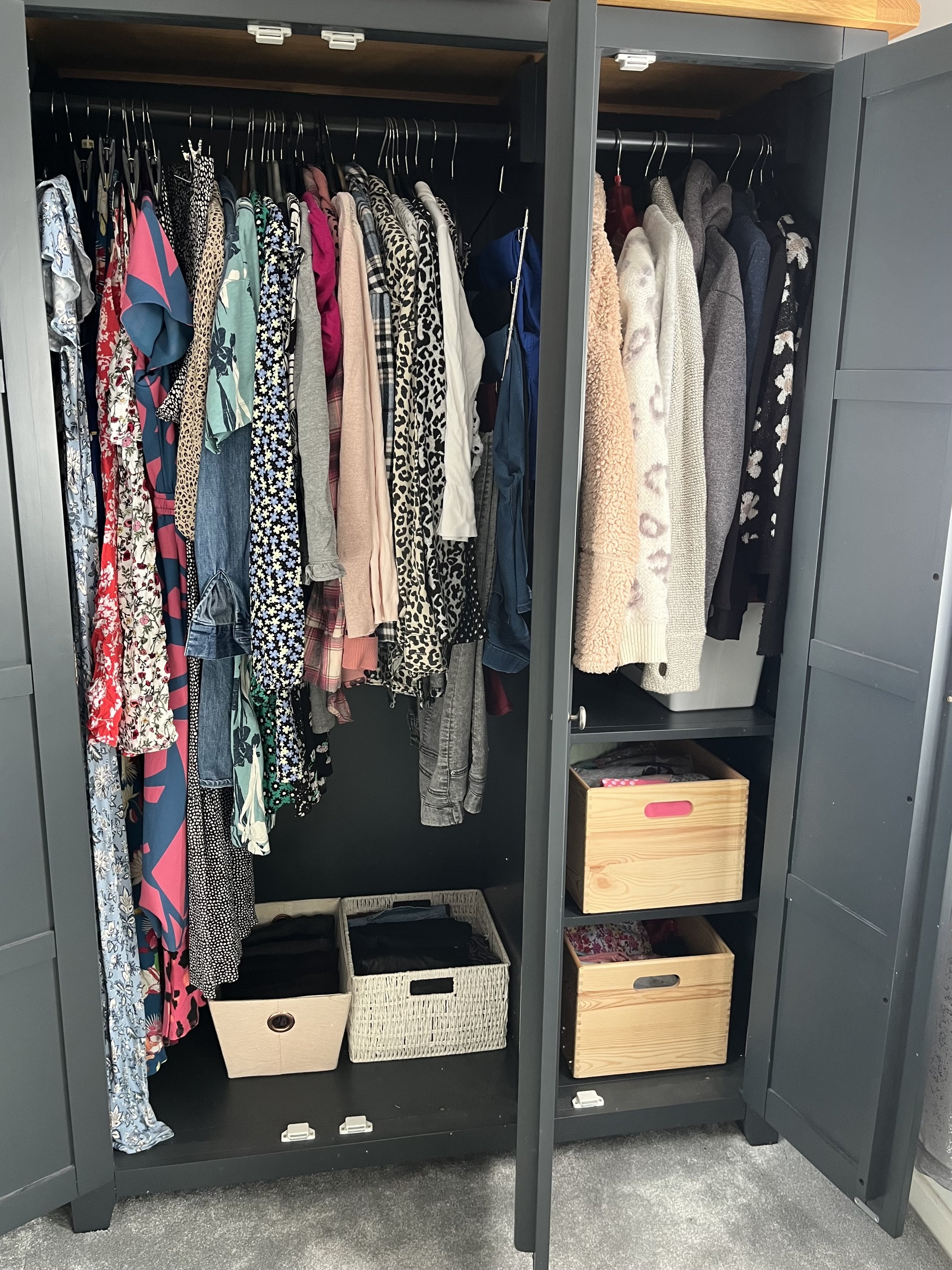 Wardrobe & Drawers
