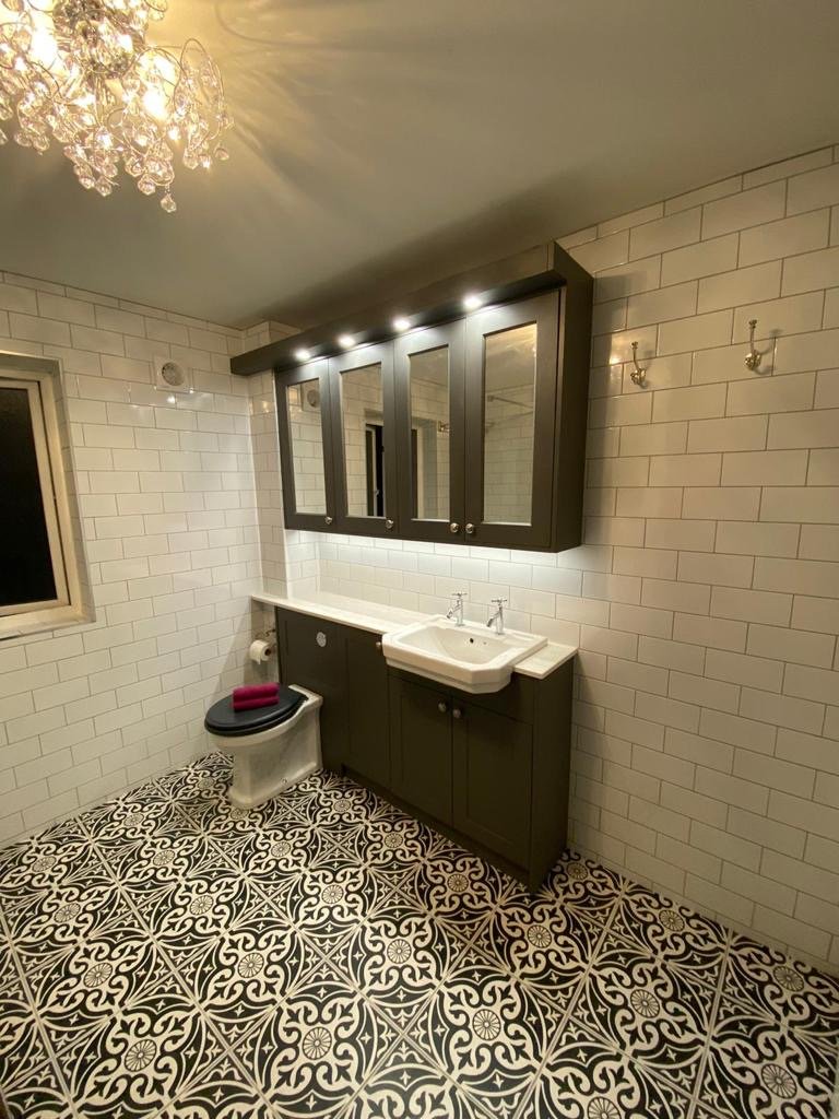 APPFIT - BESPOKE BATHROOM