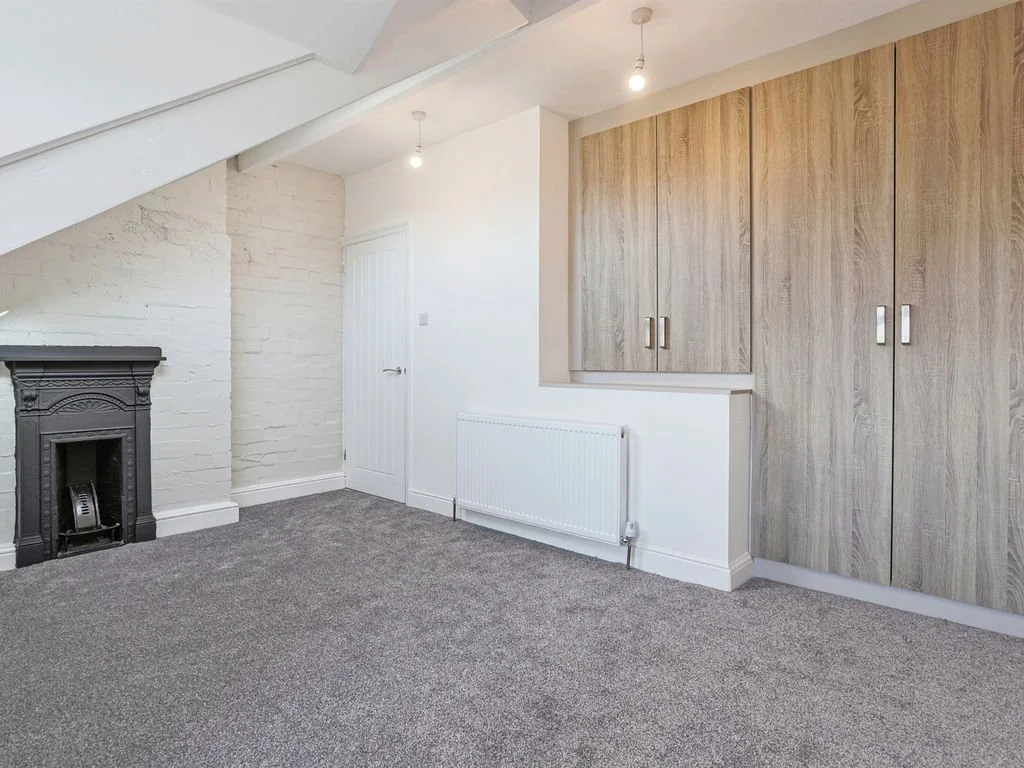 APPFIT - BULK HEAD WARDROBE