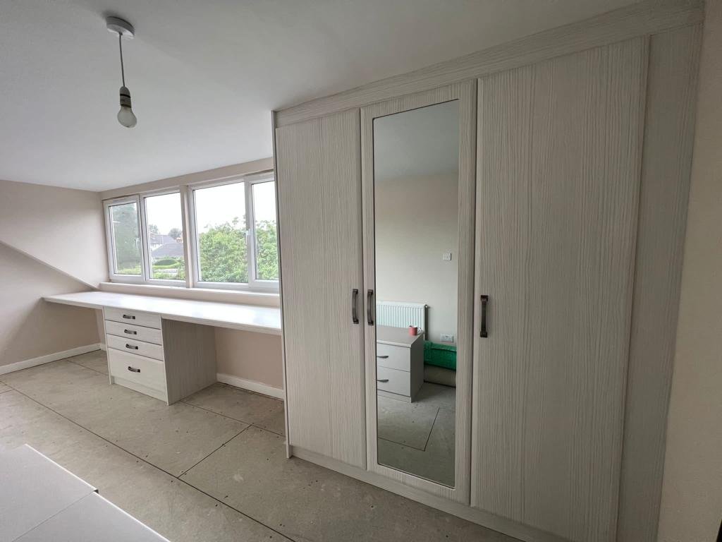 APPFIT - DRESSING TABLE