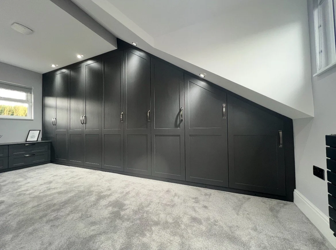 APPFIT - ANGLE WARDROBES