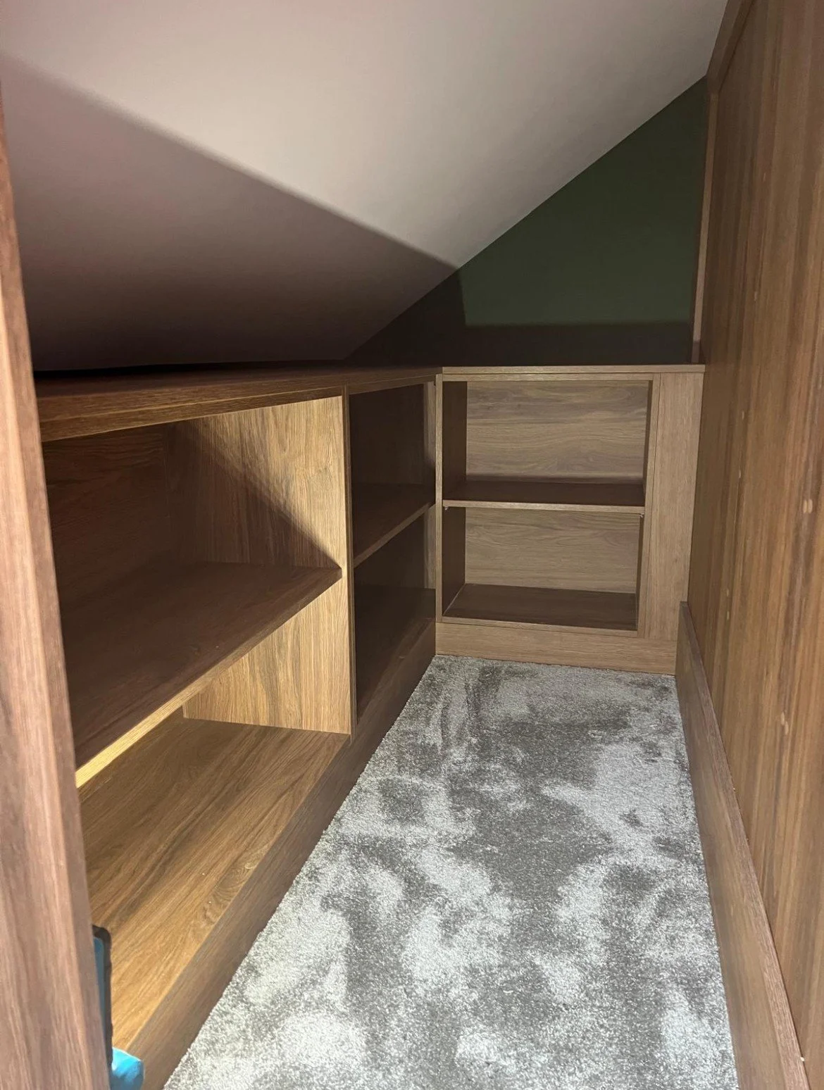 APPFIT - ANGLE WARDROBES