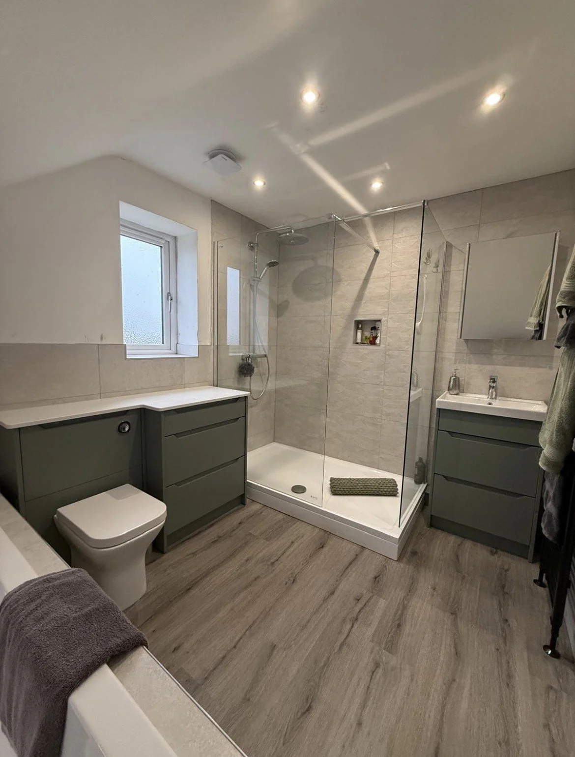 APPFIT - HOUSE BATHROOM