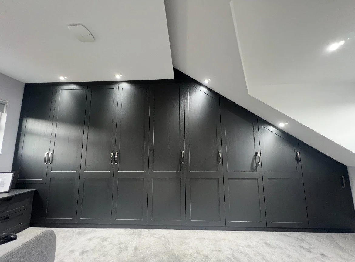 APPFIT - ANGLE WARDROBES