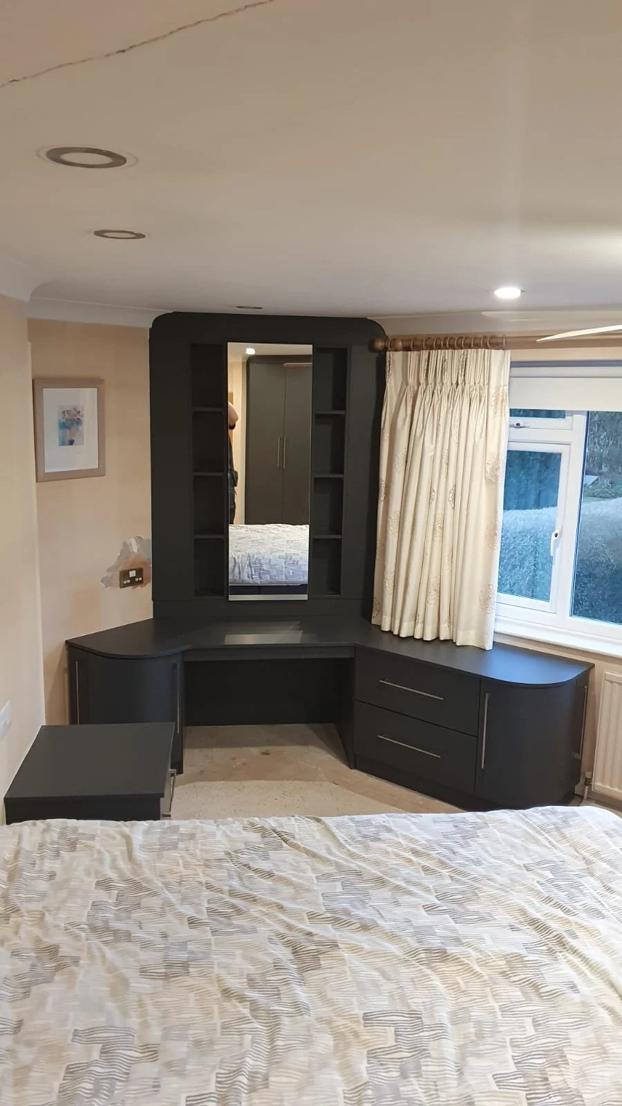 APPFIT - DRESSING TABLE