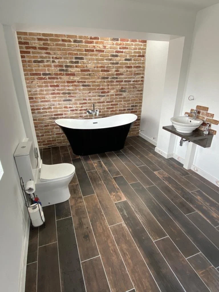 APPFIT - HOUSE BATHROOM