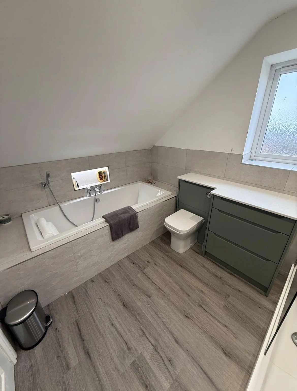 APPFIT - HOUSE BATHROOM