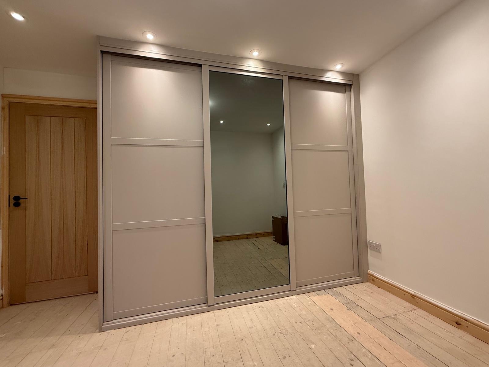 APPFIT - SLIDING FITTED WARDROBES