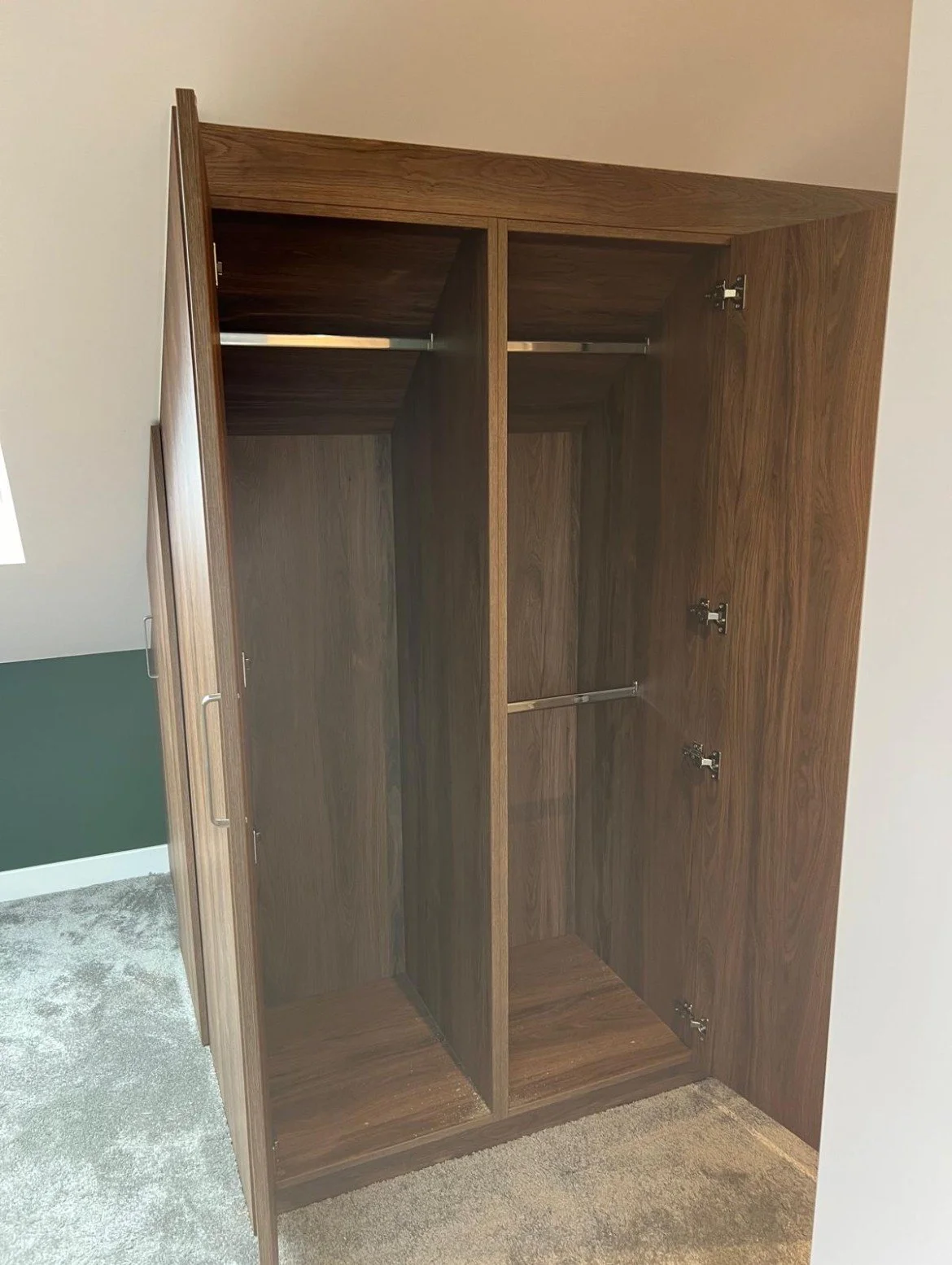 APPFIT - ANGLE WARDROBES