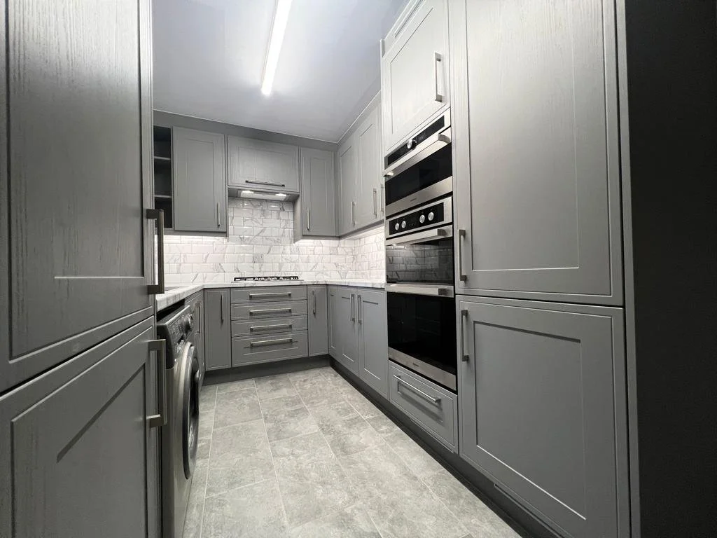 APPFIT - U-SHAPE KITCHEN