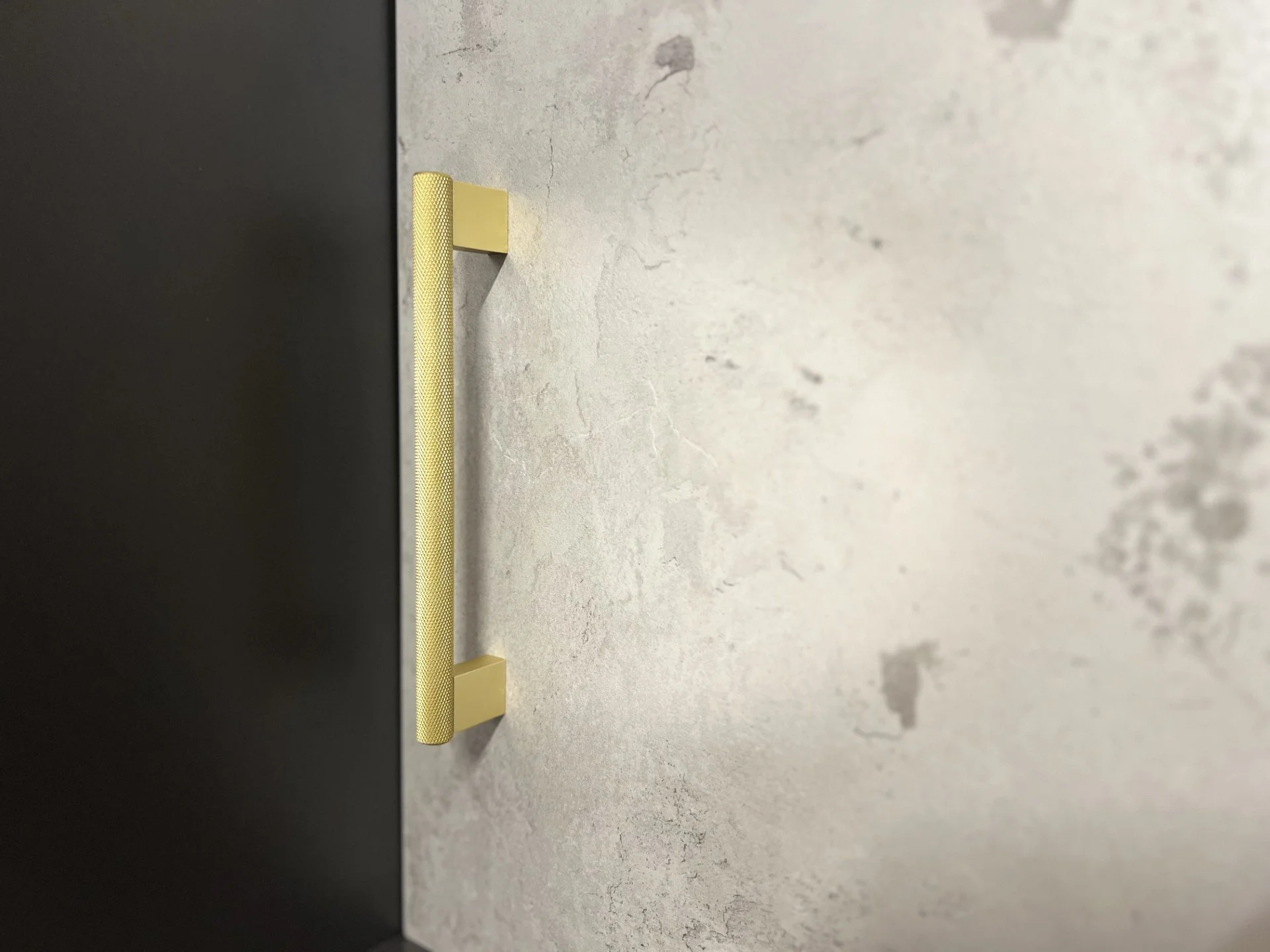 APPFIT - KNURLED HANDLE