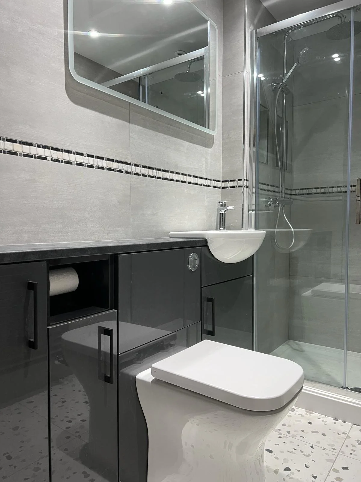 APPFIT - EN SUITE BATHROOM