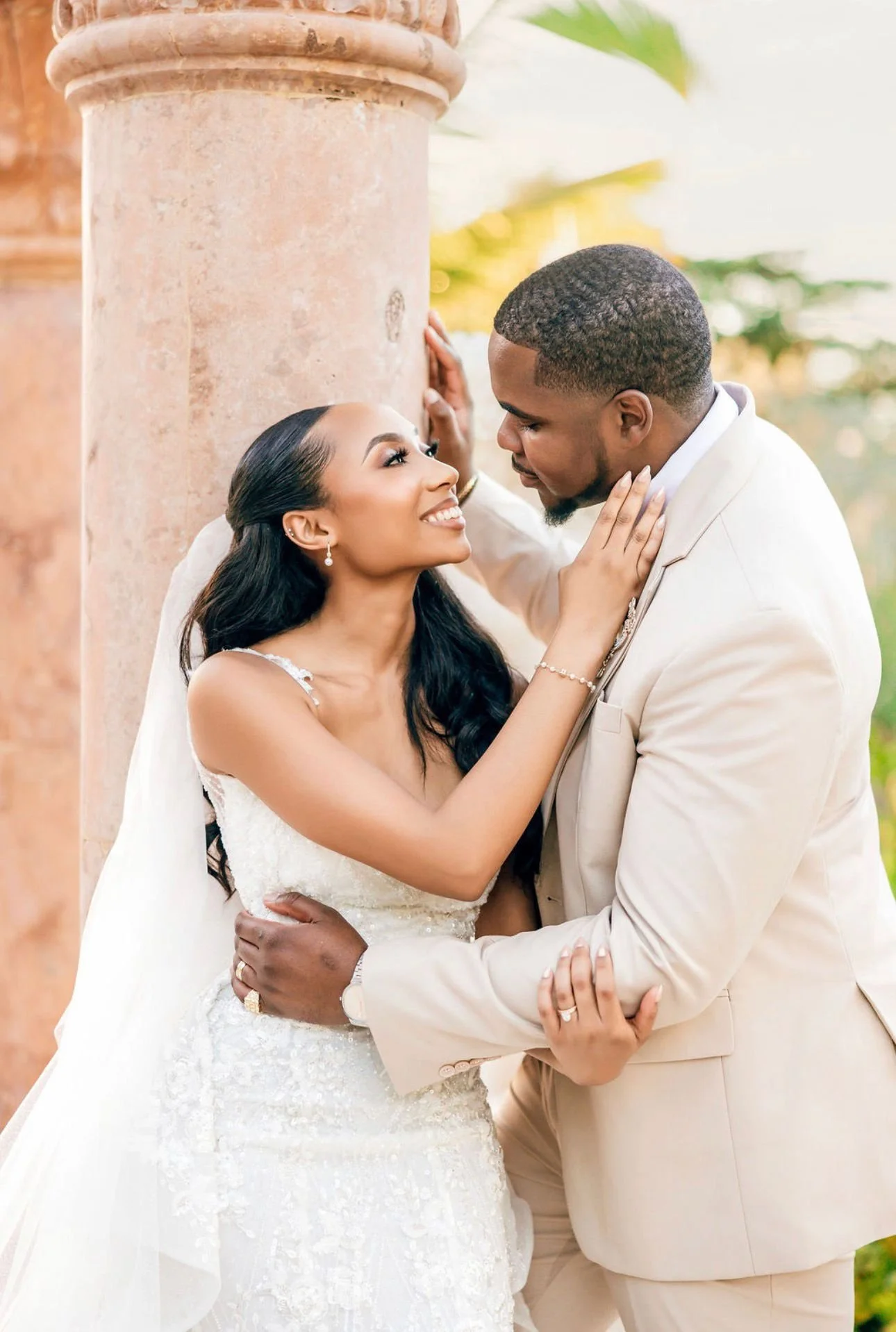 Bahamian bride and groom