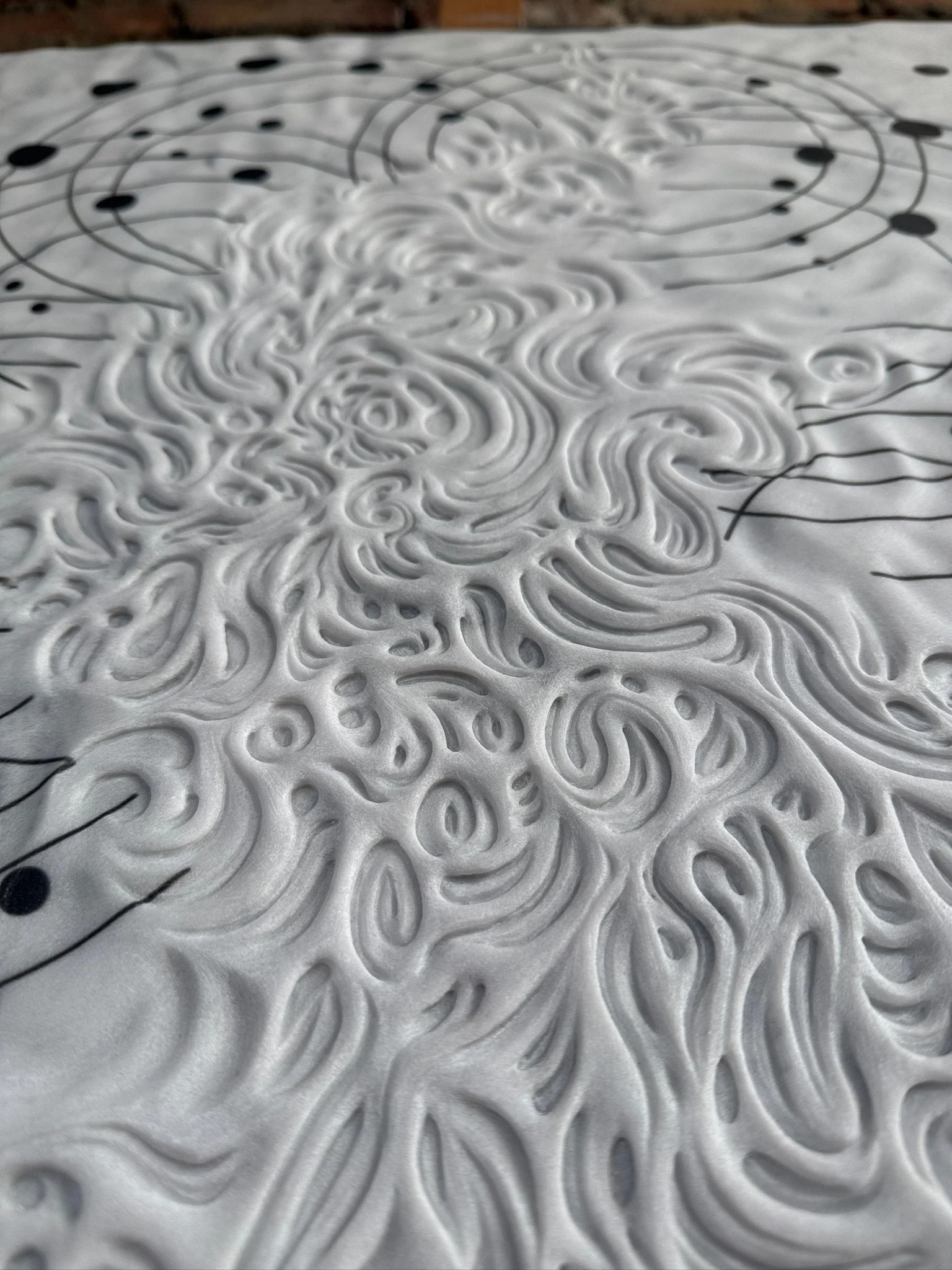 Water Memory 
H 70 x 70 x 1 cm
marmo bianco Carrara e stampa a inchiostro