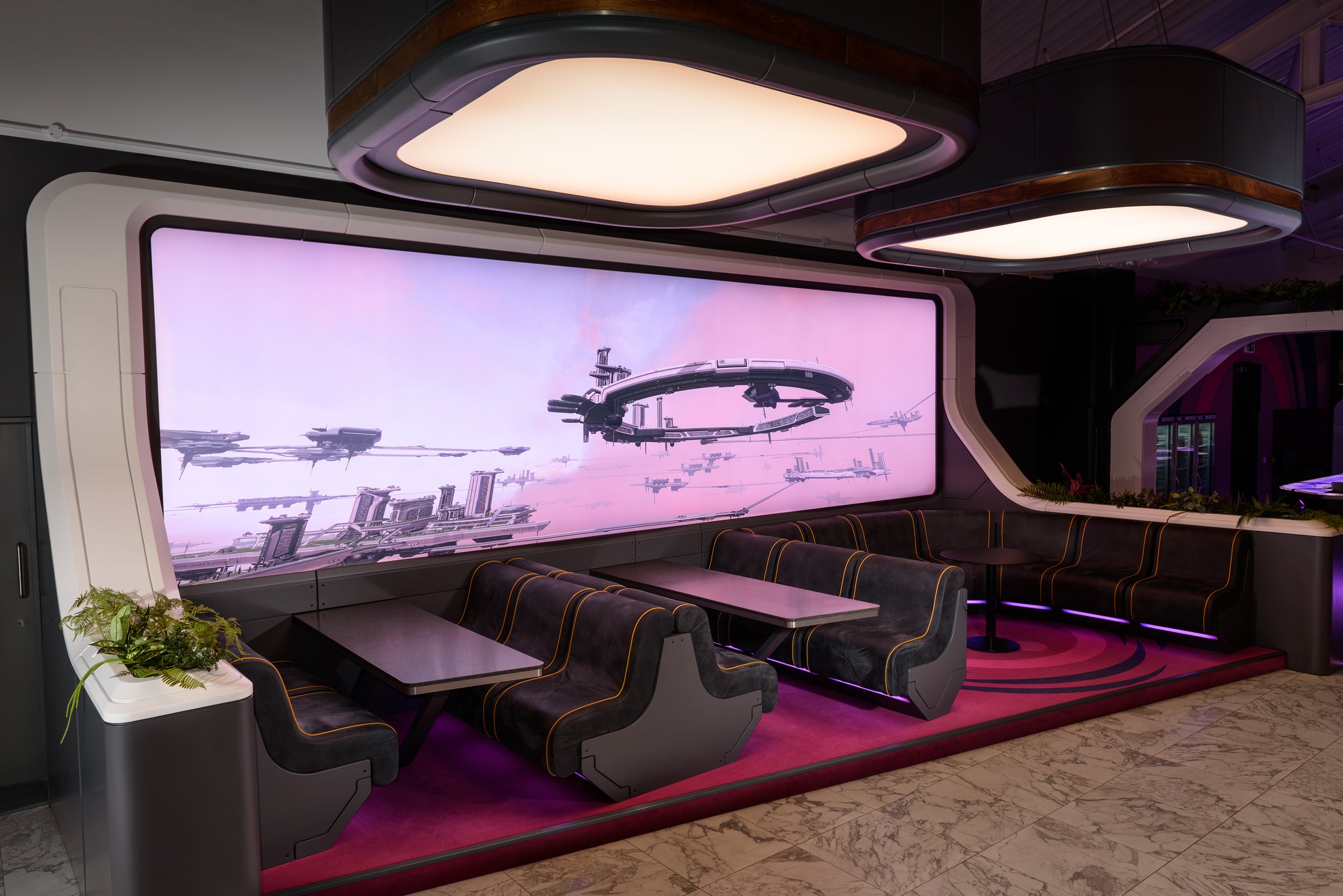 Voyager Lounge