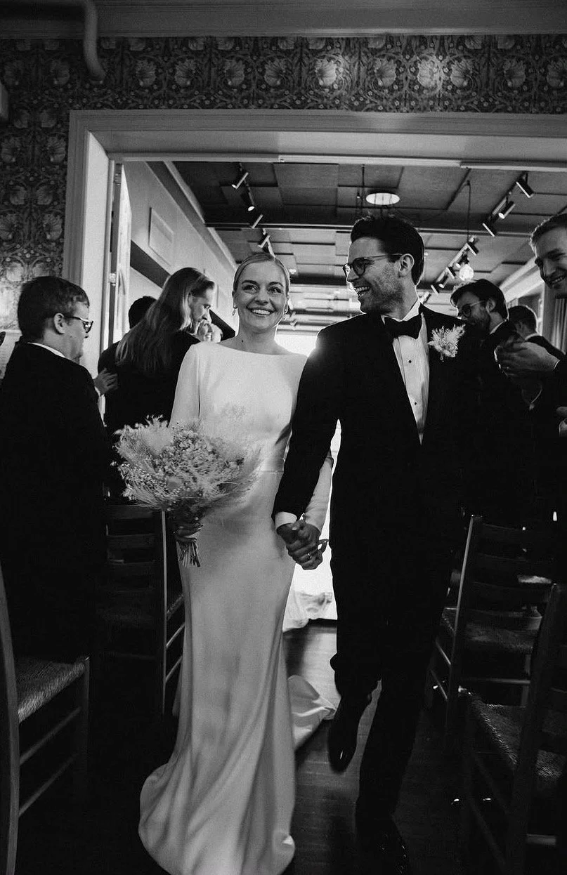 Photographer: Hanna Bursuk

MUAH: Jeanete Marakistudio

Bride: Julie Skogheim

Groom: Mats kirke Birkeland 