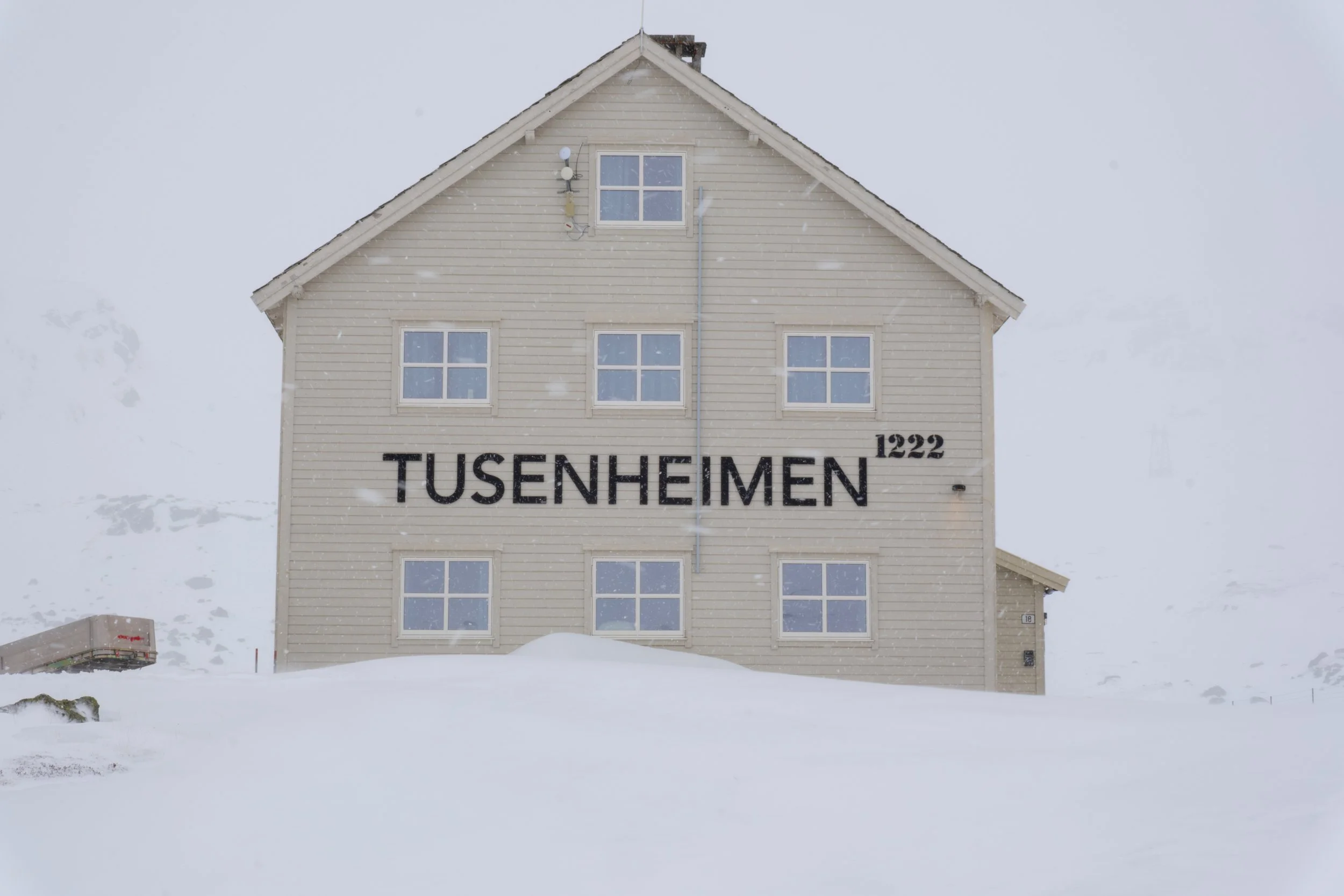 Tusenheimen lies approx. 100 m from the hotel entrance. It has 2 Floors with a kitchen and common area on each floor and shared separate showers & toilets. 