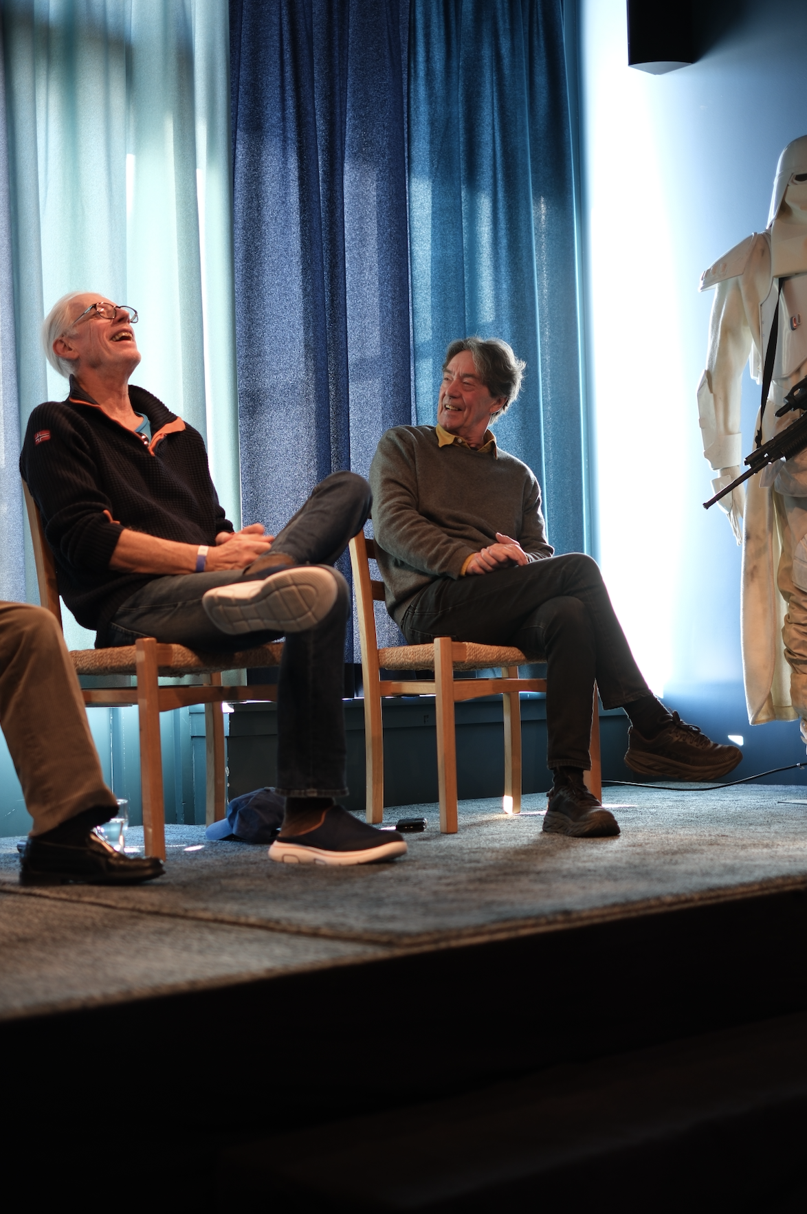 Listen to crew members share their experiences in Blåsalen, one of the hotel’s main gathering rooms.