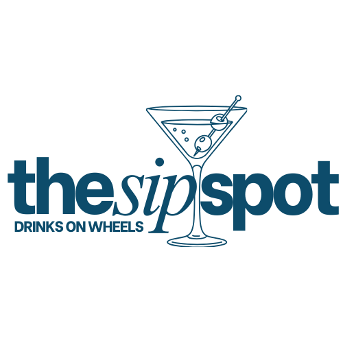 Logo mit einem Martini-Glas und dem Text 'thesipspot' und 'drinks on wheels' darunter.