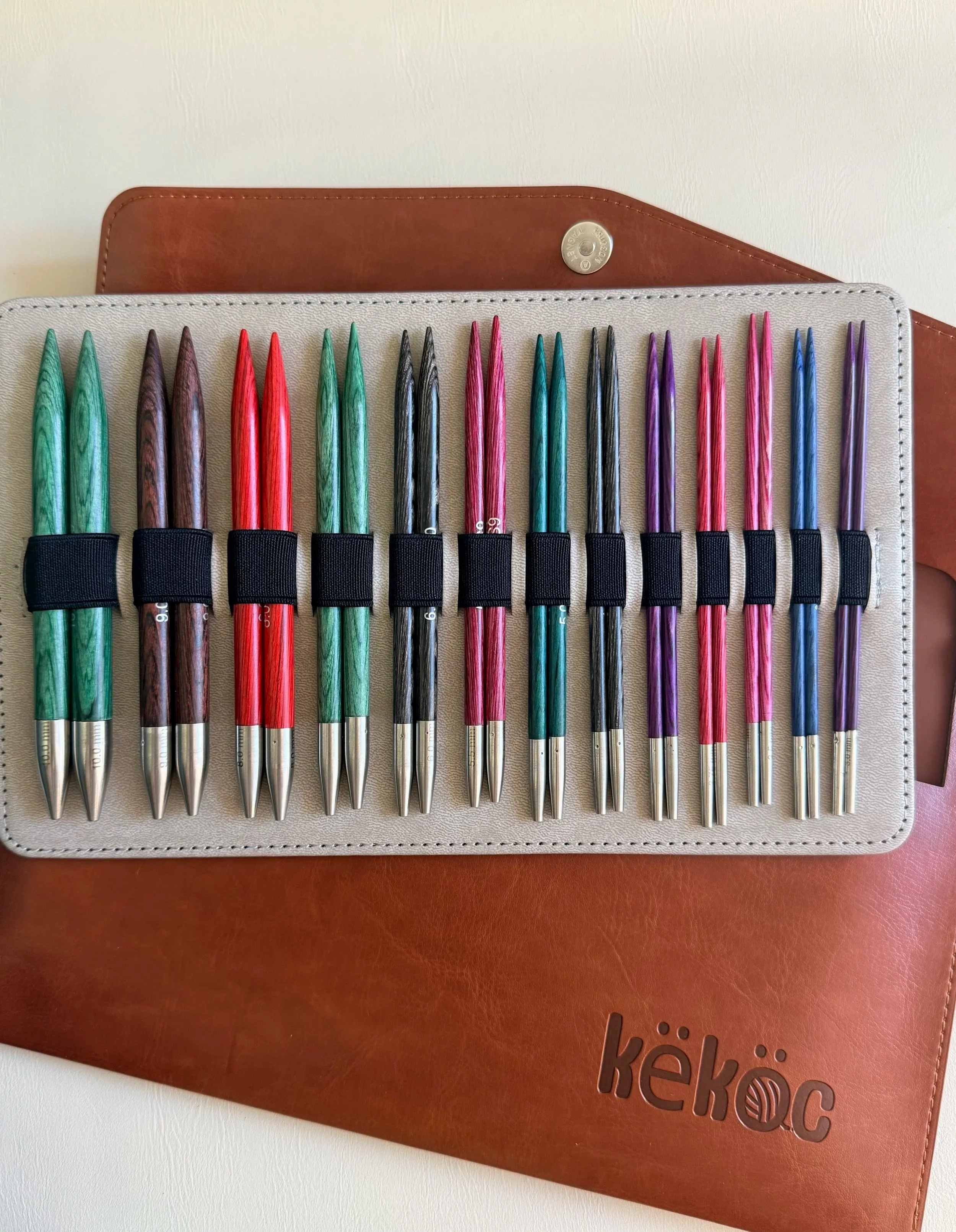 Deluxe Rainbow Coloured Wood Interchangeable Circular Needles Set