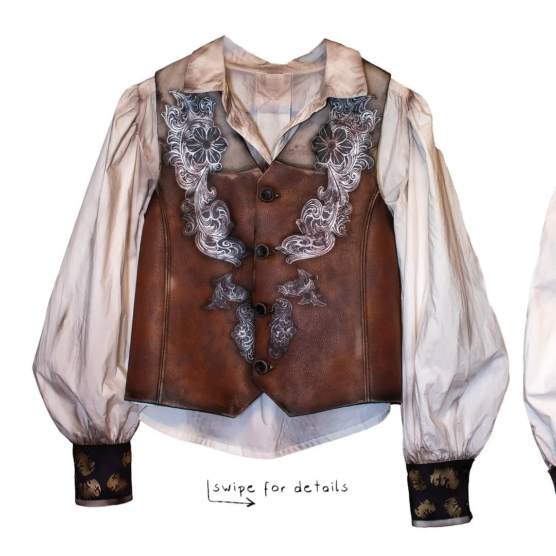 ✨COMMISSION✨

I had the honour of creating parts of a Luis Serra (Resident Evil 4) cosplay for a client. It was so much fun and I really like how everything came out! 

Here are a few key details about:

THE VEST: 
🍃 made to measure pattern 
🍃 full