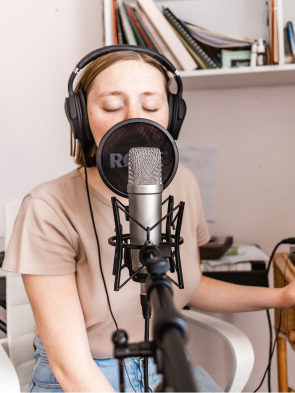 Episode 246: How to sell a digital course with no experience