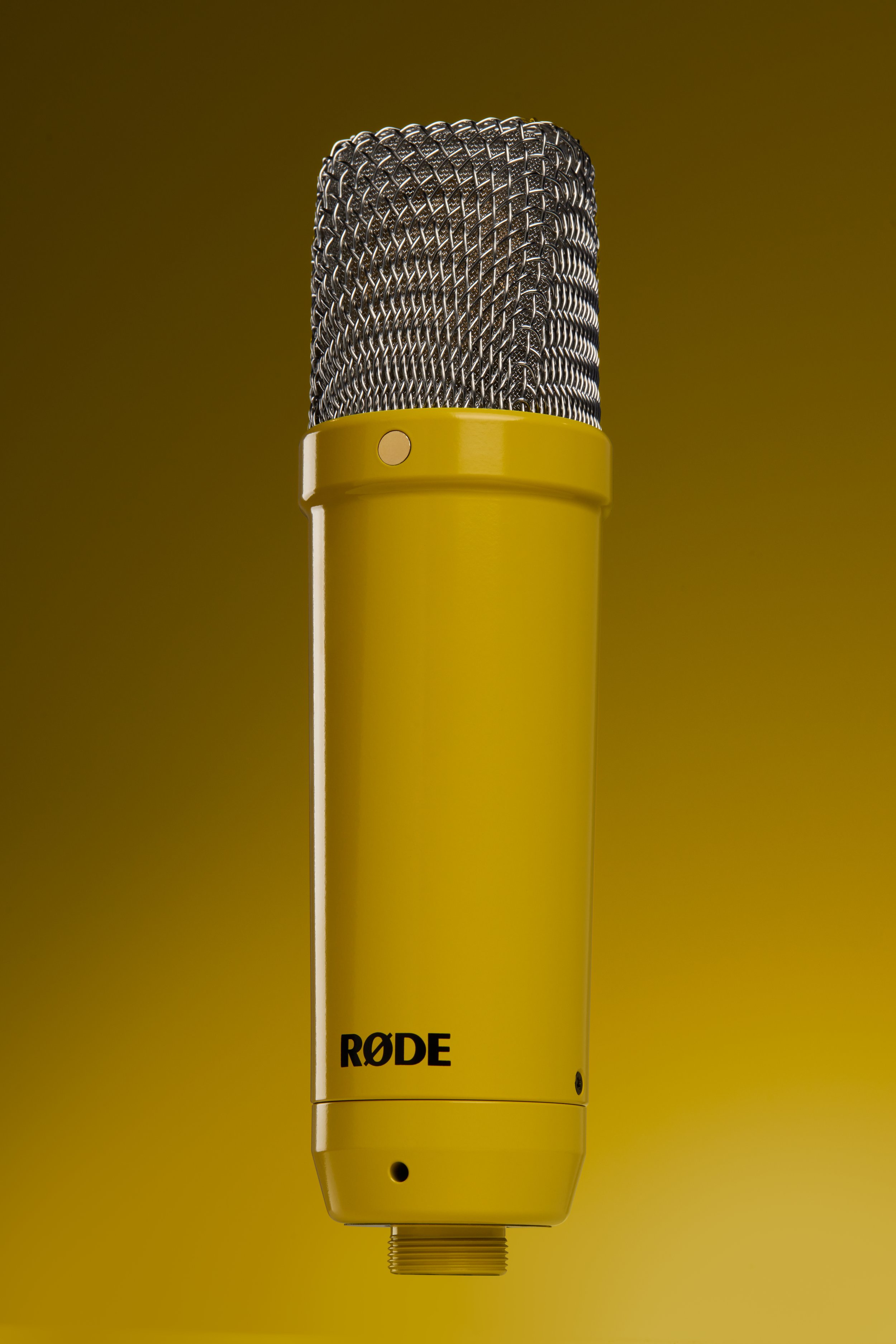 rode-nt1-signature-series-yellow-5464x8192-rgb.jpg
