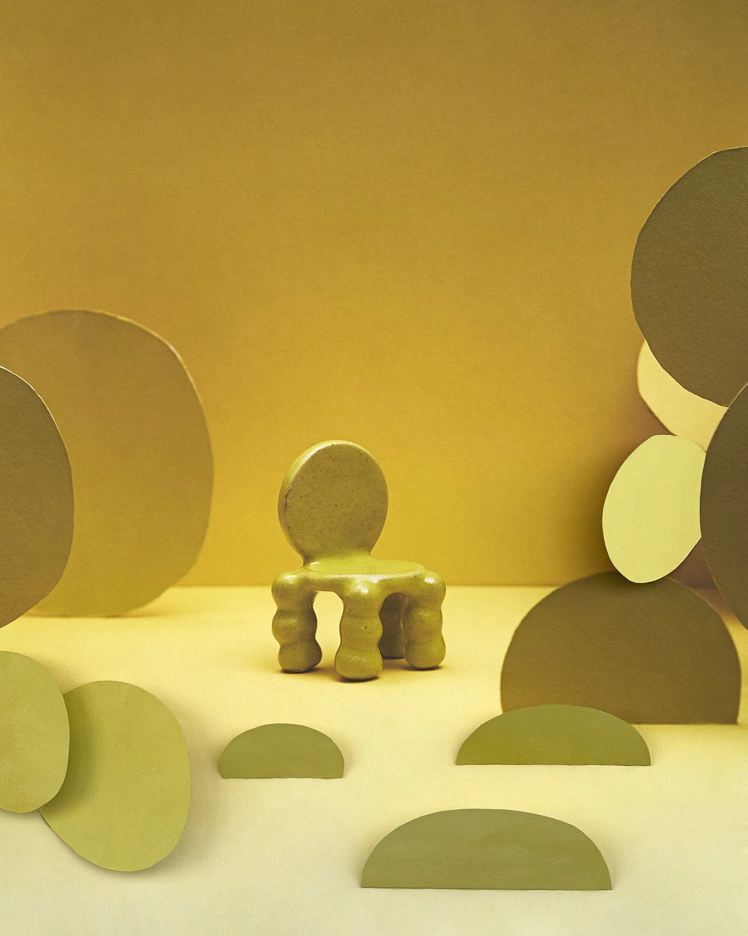 Haser-FourLegs_YellowBobblechair.jpg