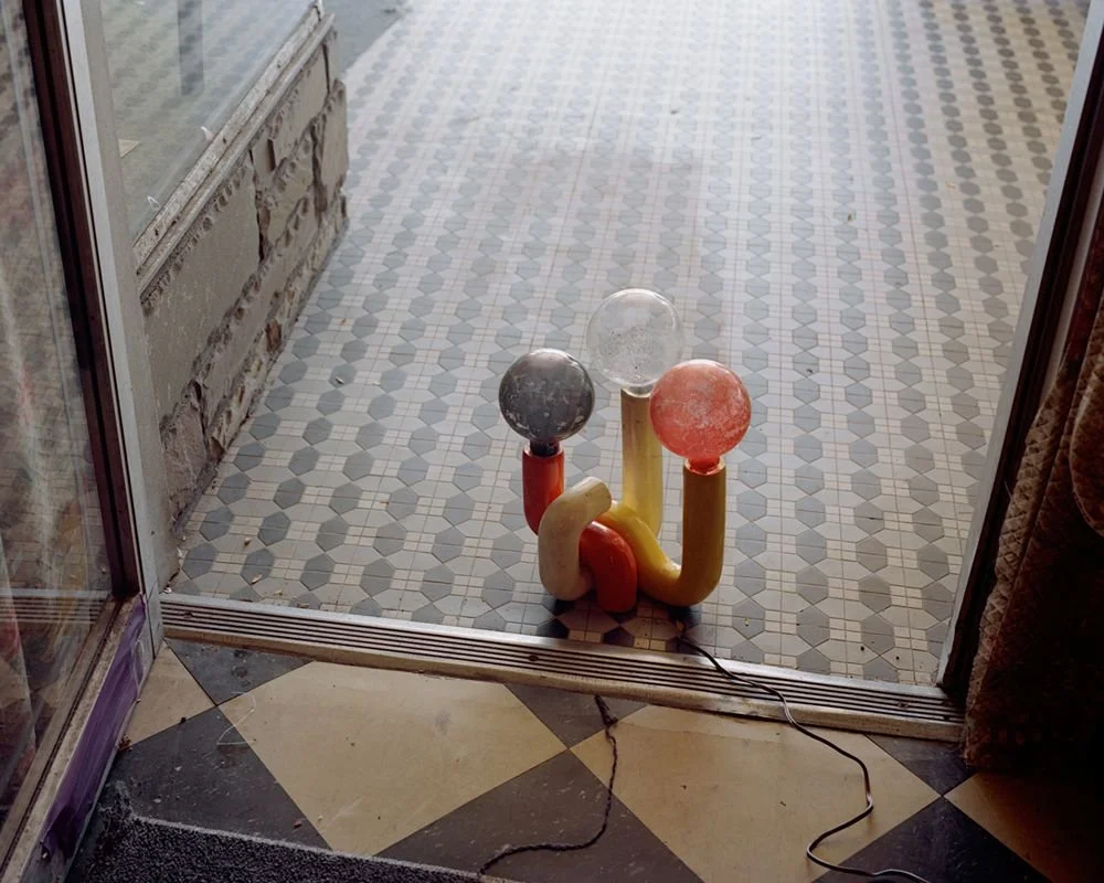 Worsham_LampWithThreeBulbs.jpg