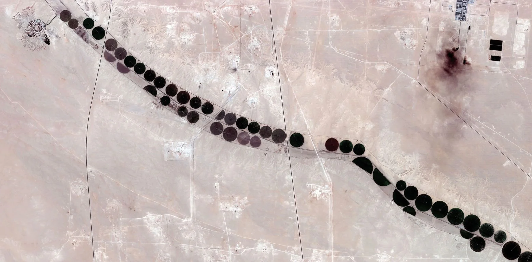 Leivick.Daniel_Heliopolis-14_1fossil_water_irrigation.jpg