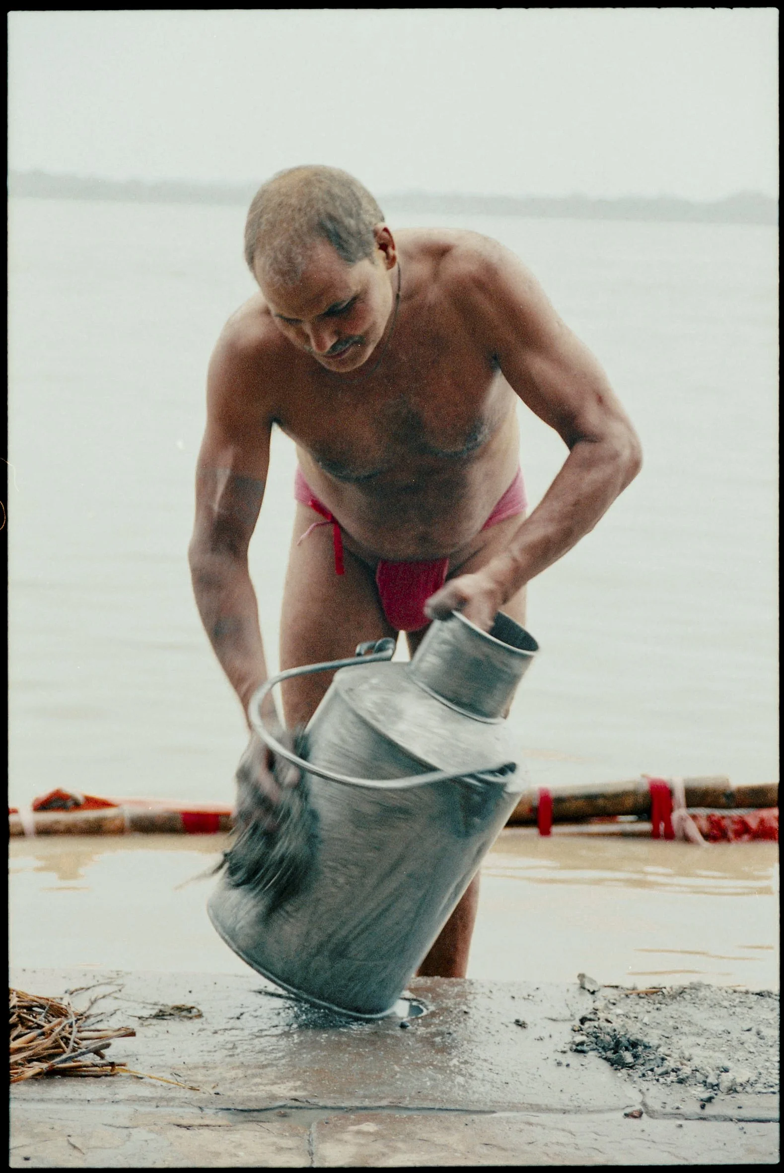Thomas-SYMONDS_India-009-2.jpg
