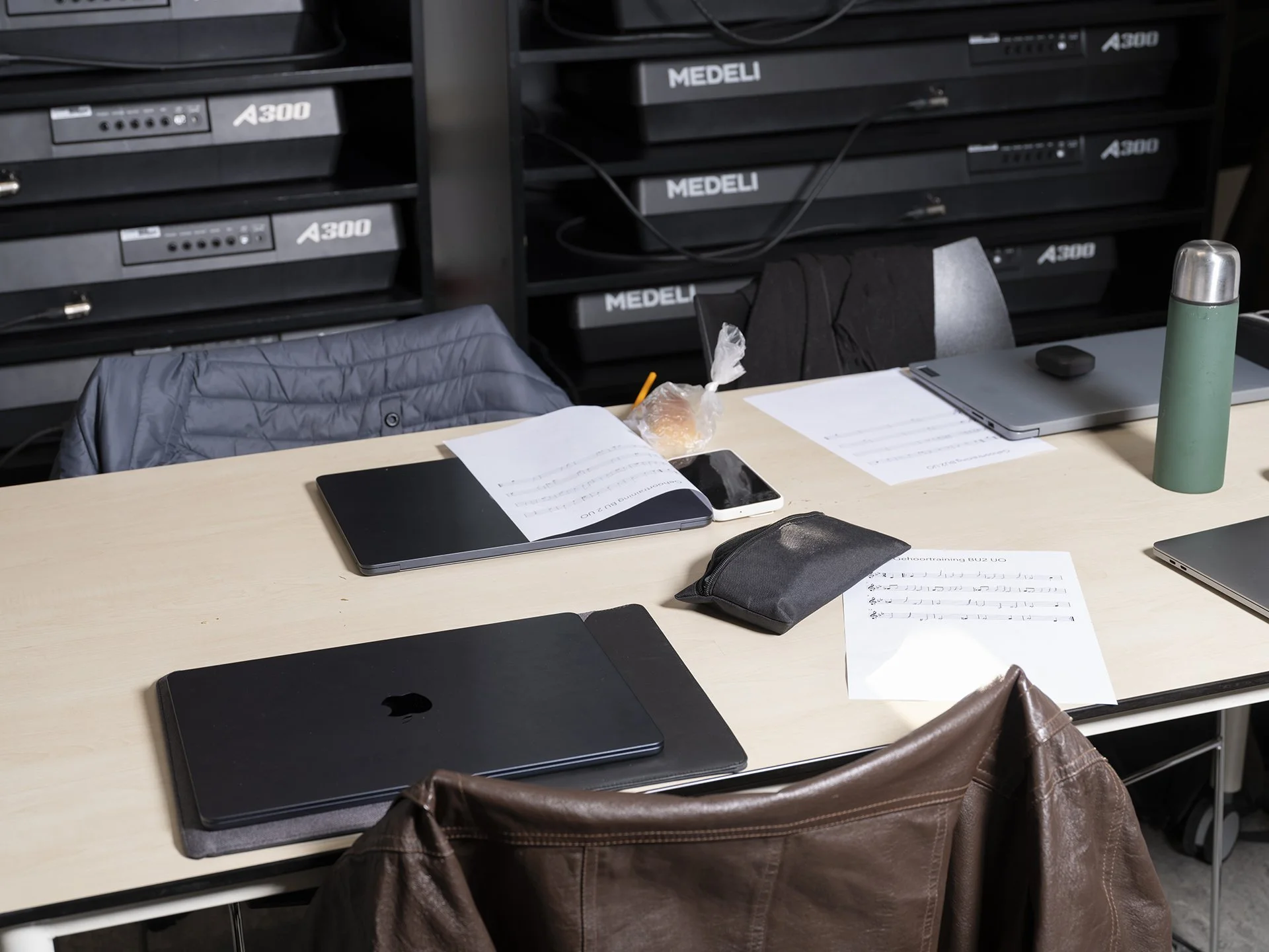 041_DSF6303_Still life_table with laptops.jpg