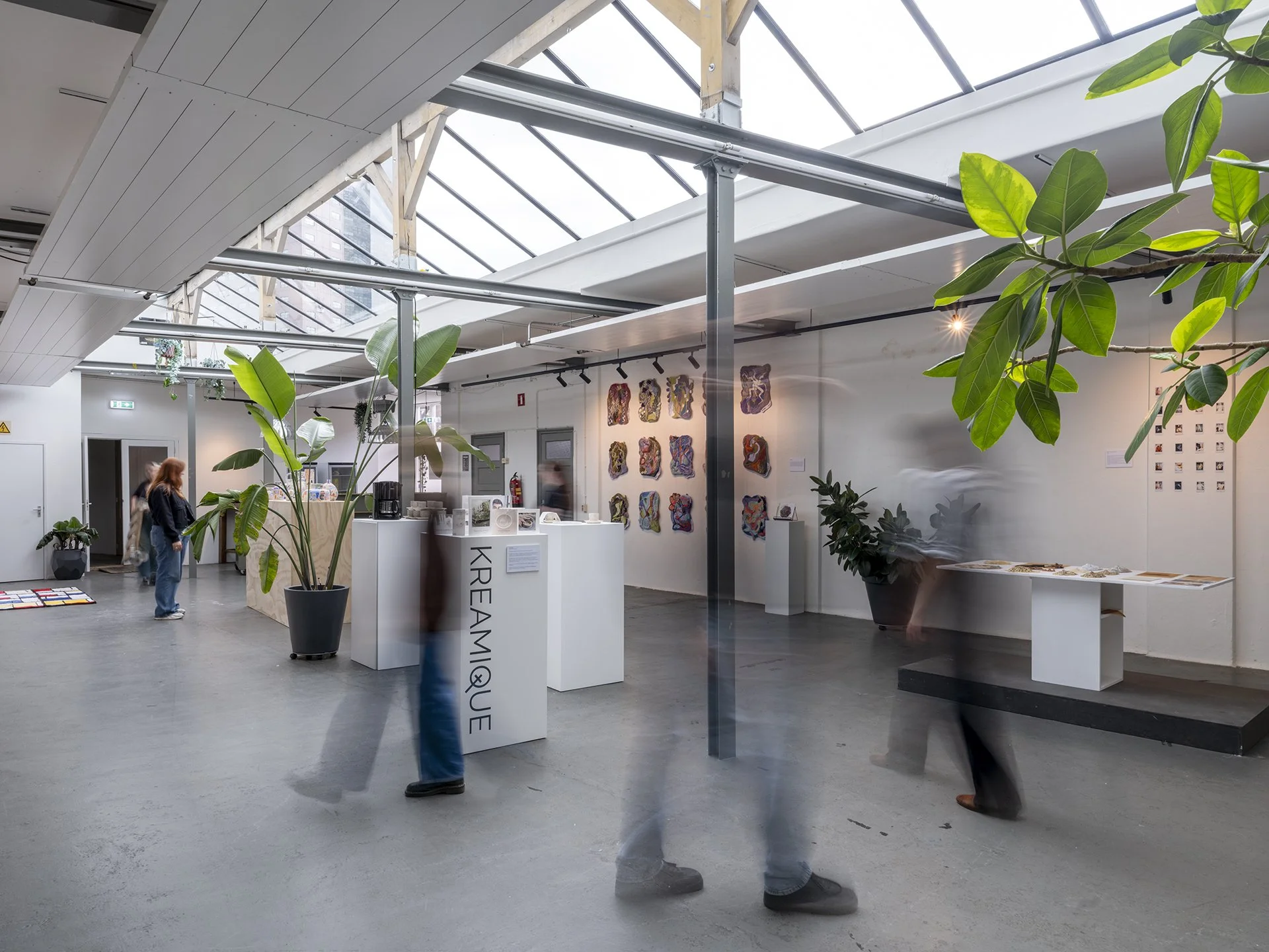 087_DSF2167_Daily life_Exhibition roof light.jpg