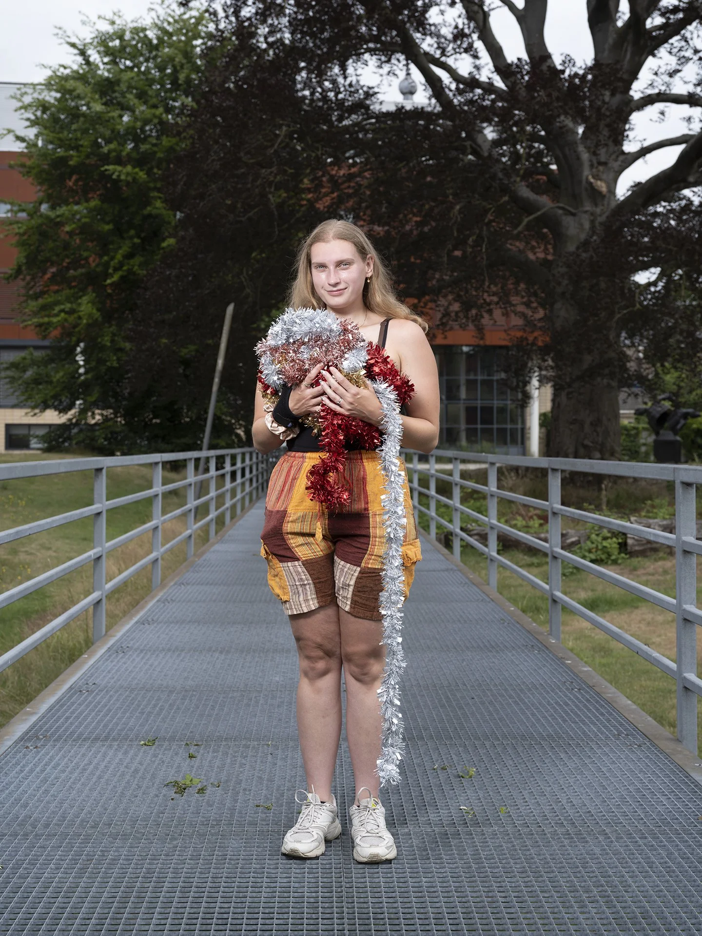 003_DSF2242_Portrait_Linda van den Broek.jpg