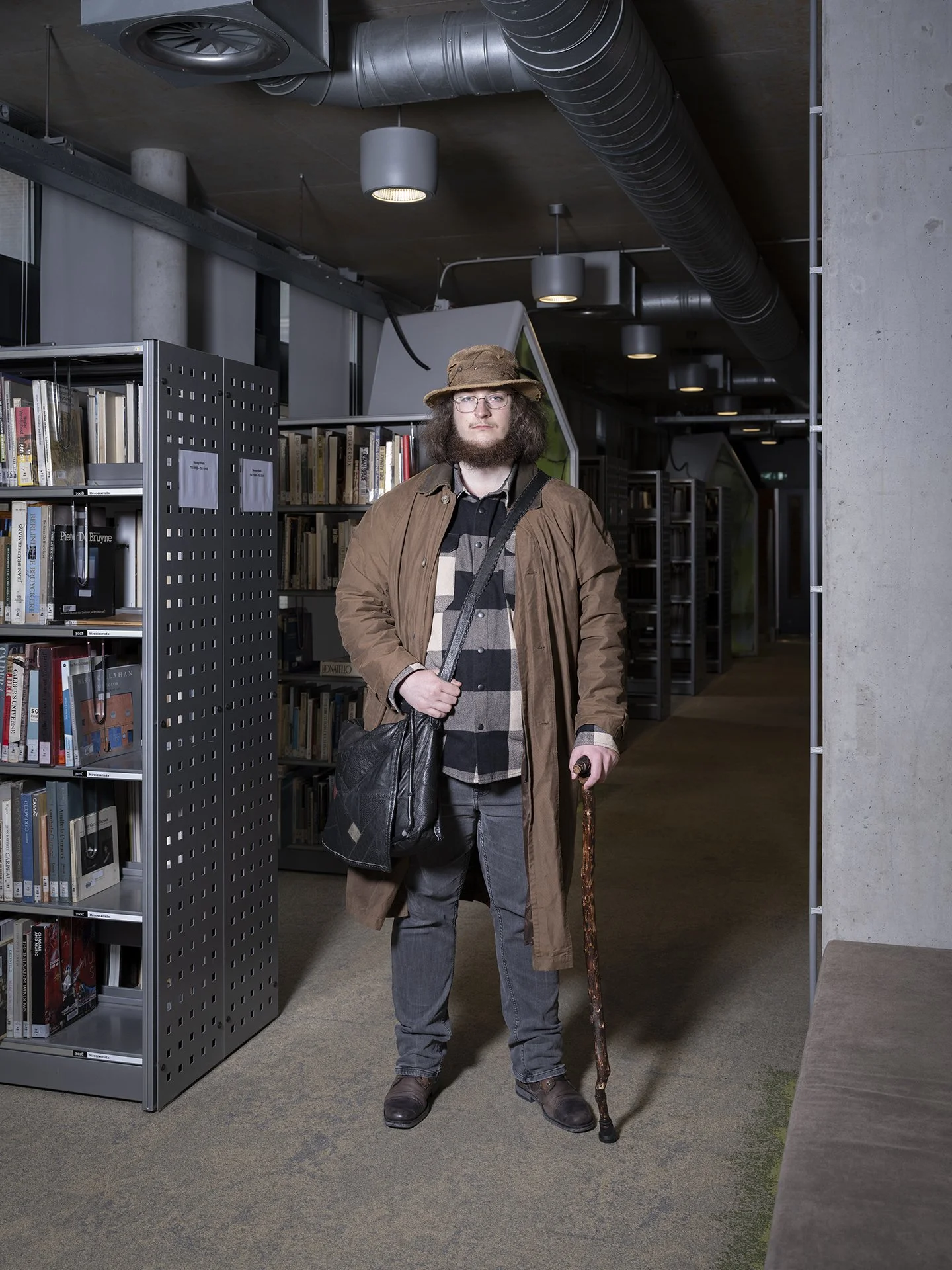 117_DSF4173_Portrait_Boy in library.jpg