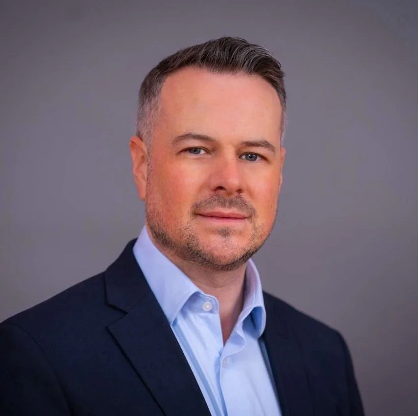 Dr Bryan Gardiner