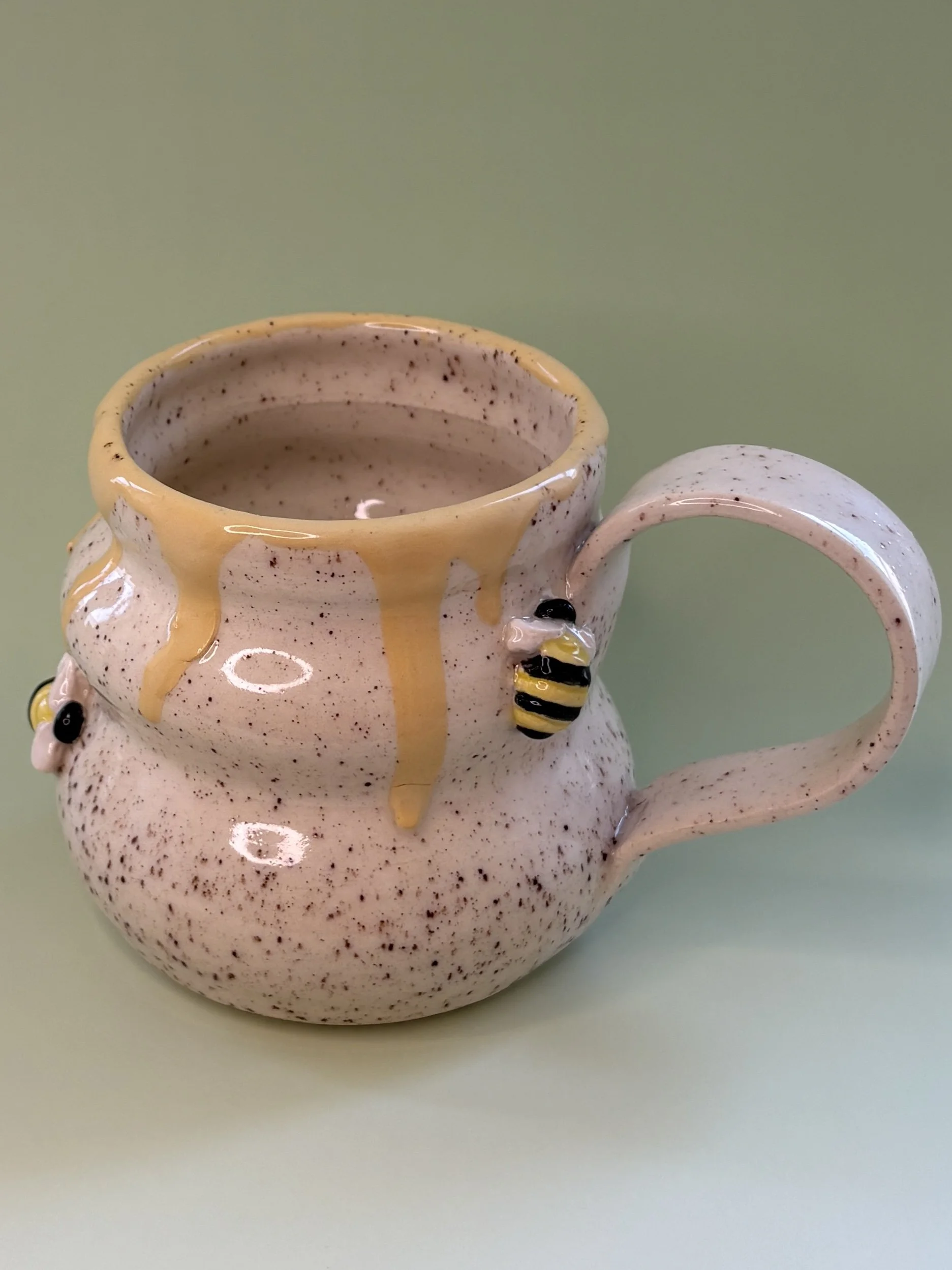 Bee Mug 2