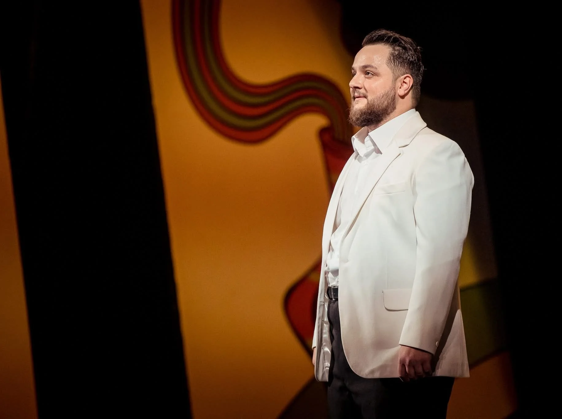 Andrei Petre as Nemorino at the National Bucharest Opera.