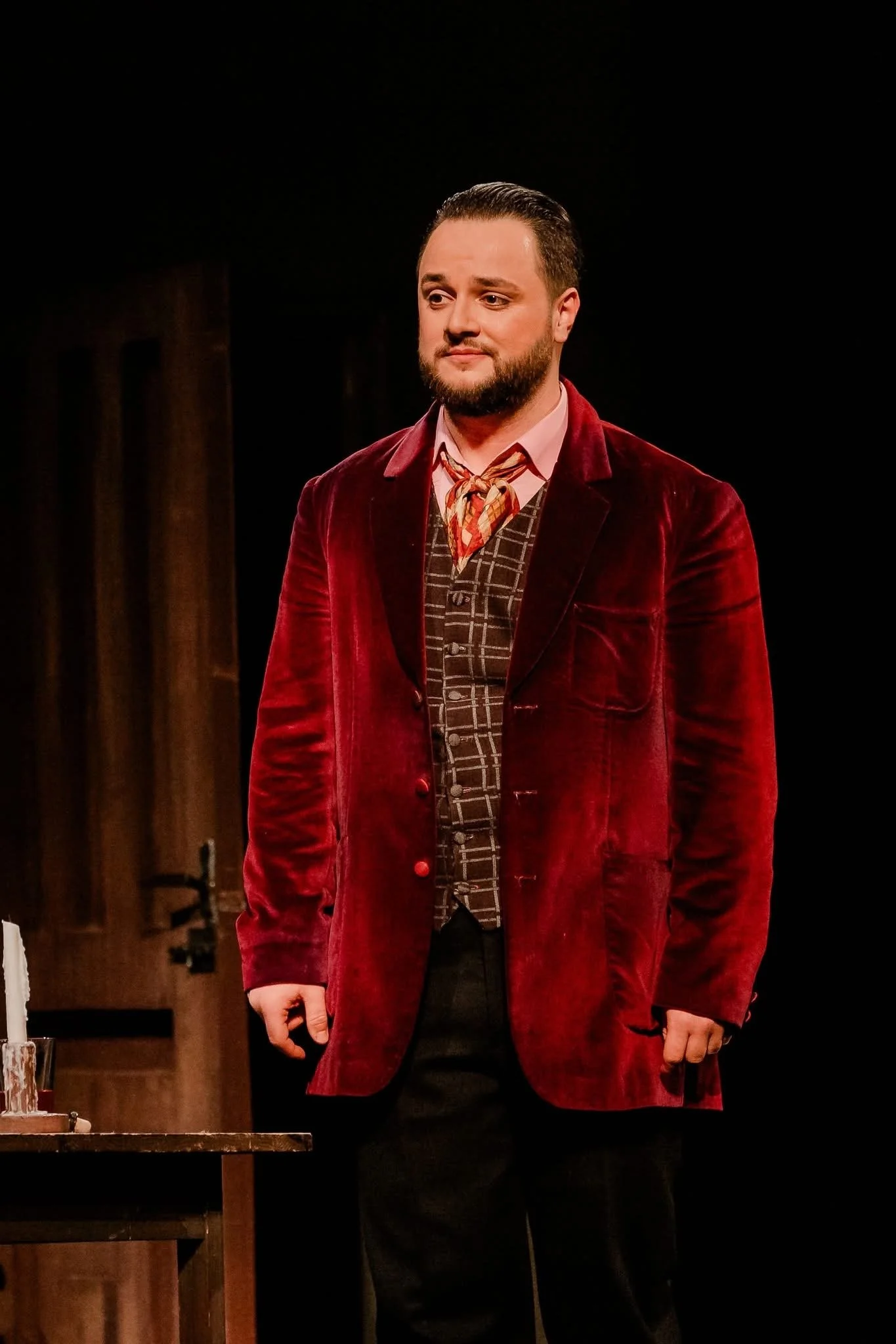 Andrei Petre as Rodolfo at the National Bucharest Opera.