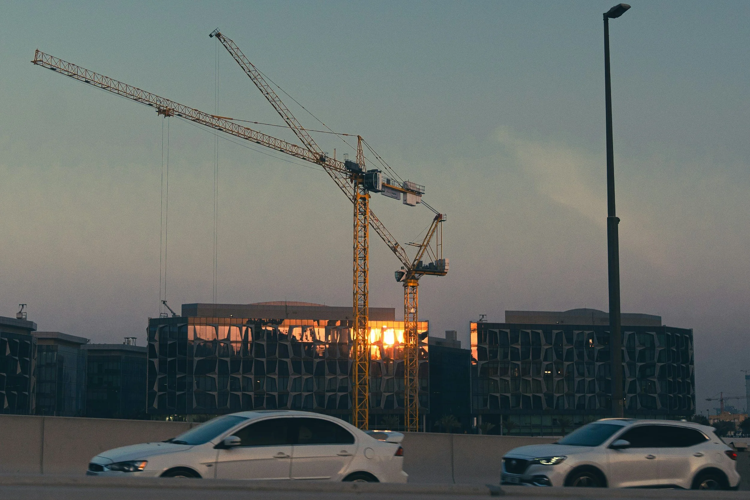 Off-Plan? Bestand? Und die Frage, warum die eigentliche Herausforderung woanders liegt.