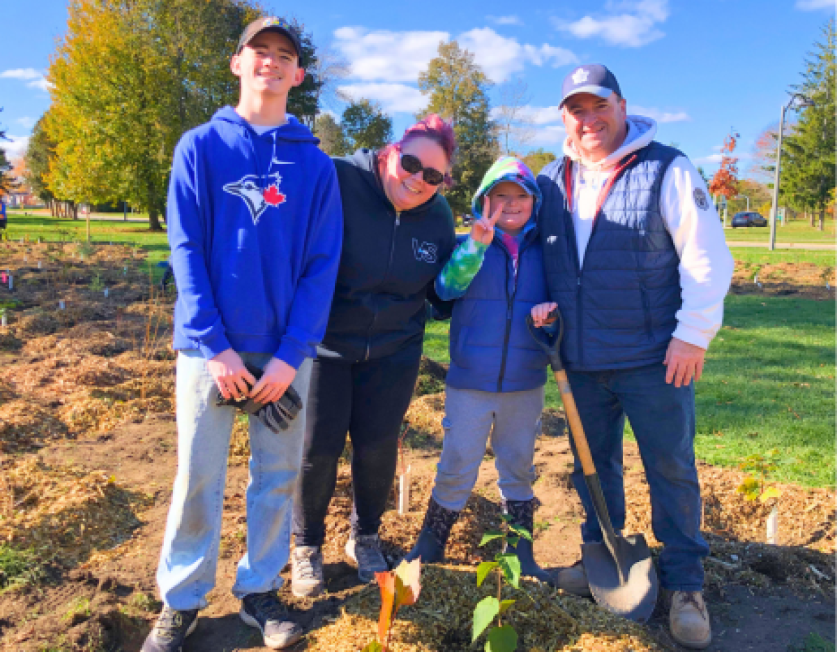 Community Tree Planting Event with LEAF - Vaughan
