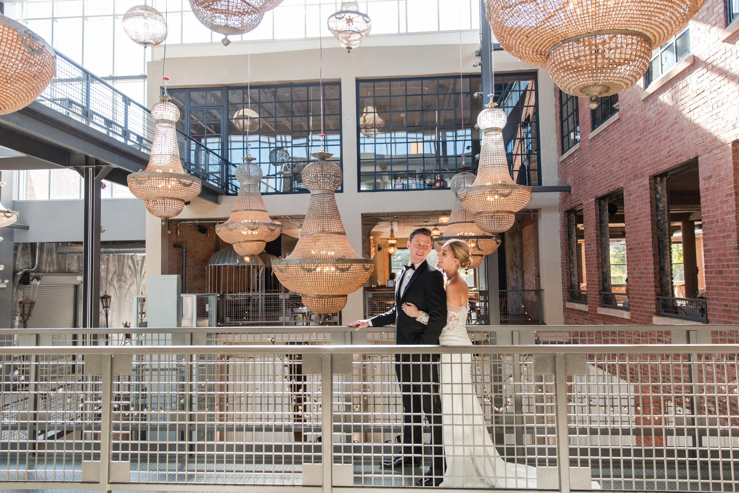 Elegant Artifact Events Wedding in Chicago | Victoria &amp; Adam .