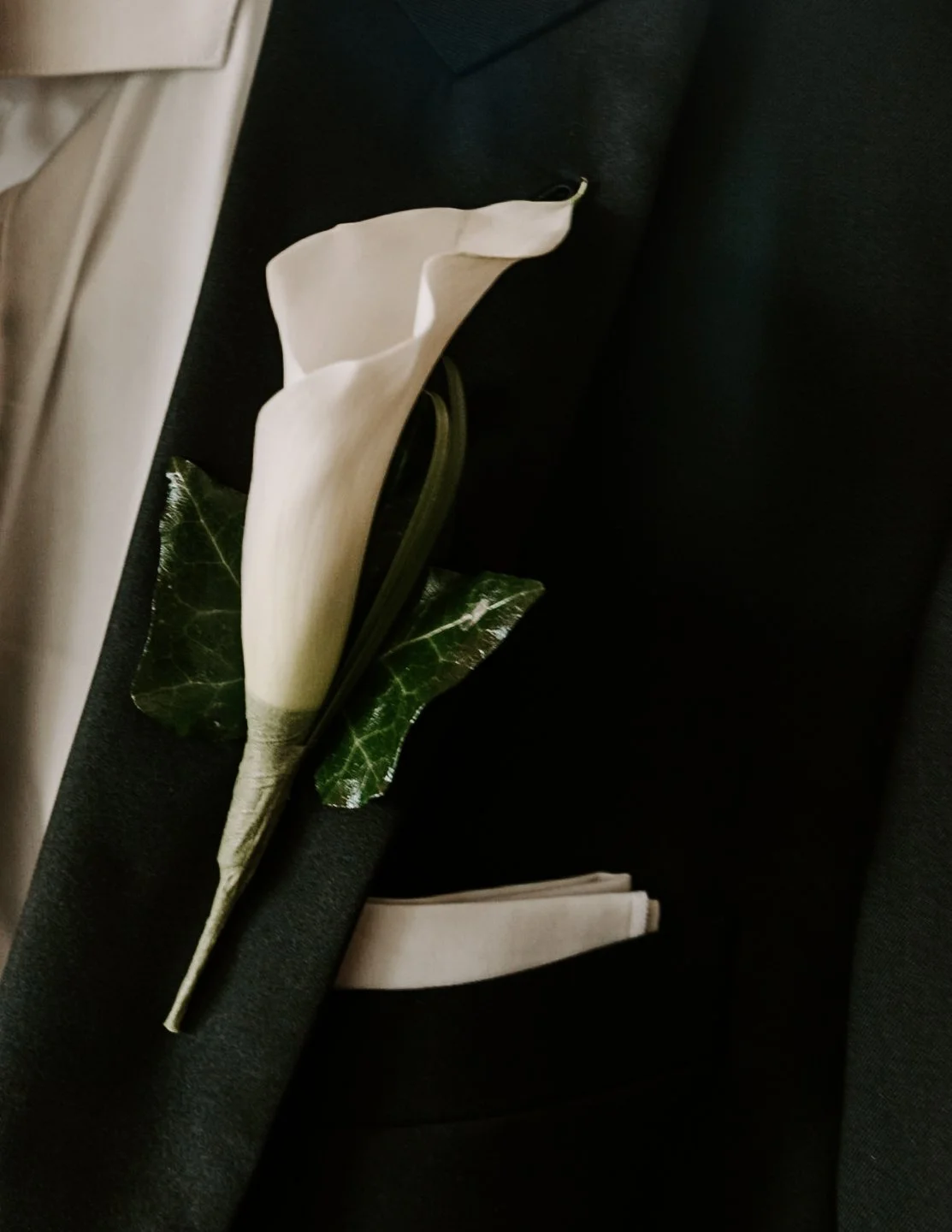 Editorial wedding detail photograph featuring floral elements from a Seattle wedding.