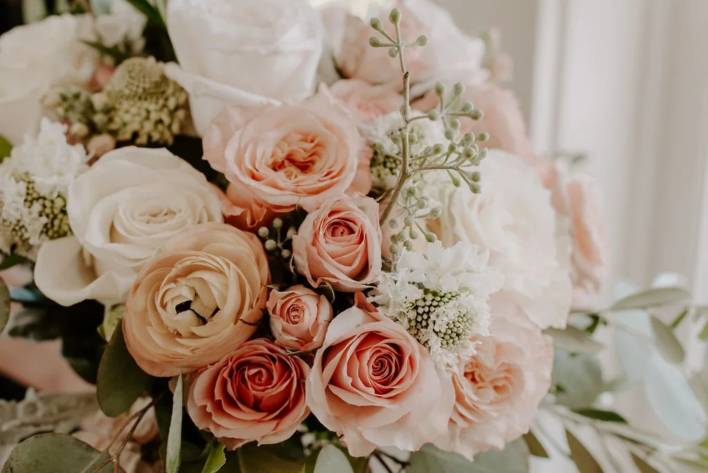 Modern floral detail photographed during a Seattle wedding, styled in an editorial and timeless way