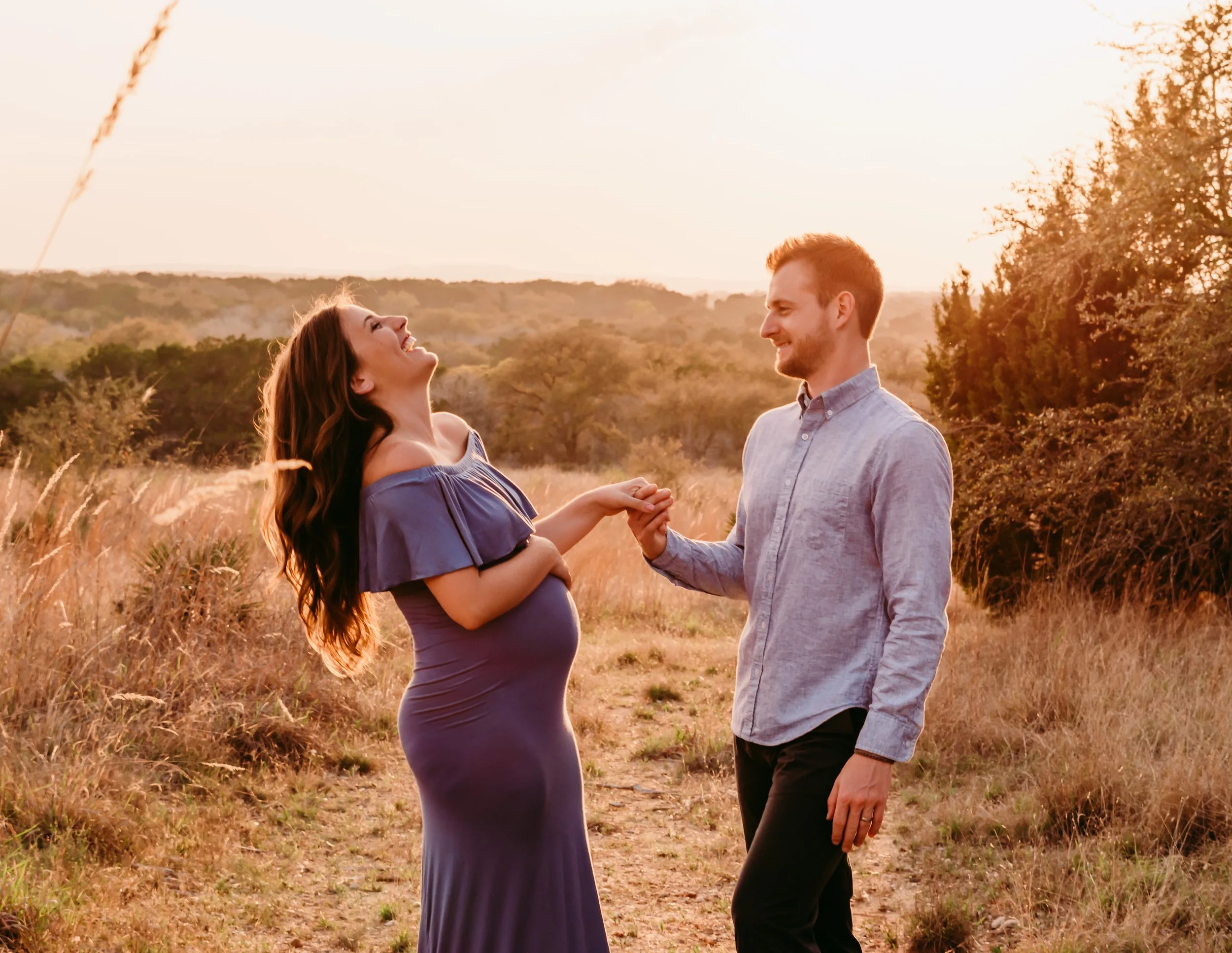 Natural light couples portrait photographed outdoors in Seattle at sunset.